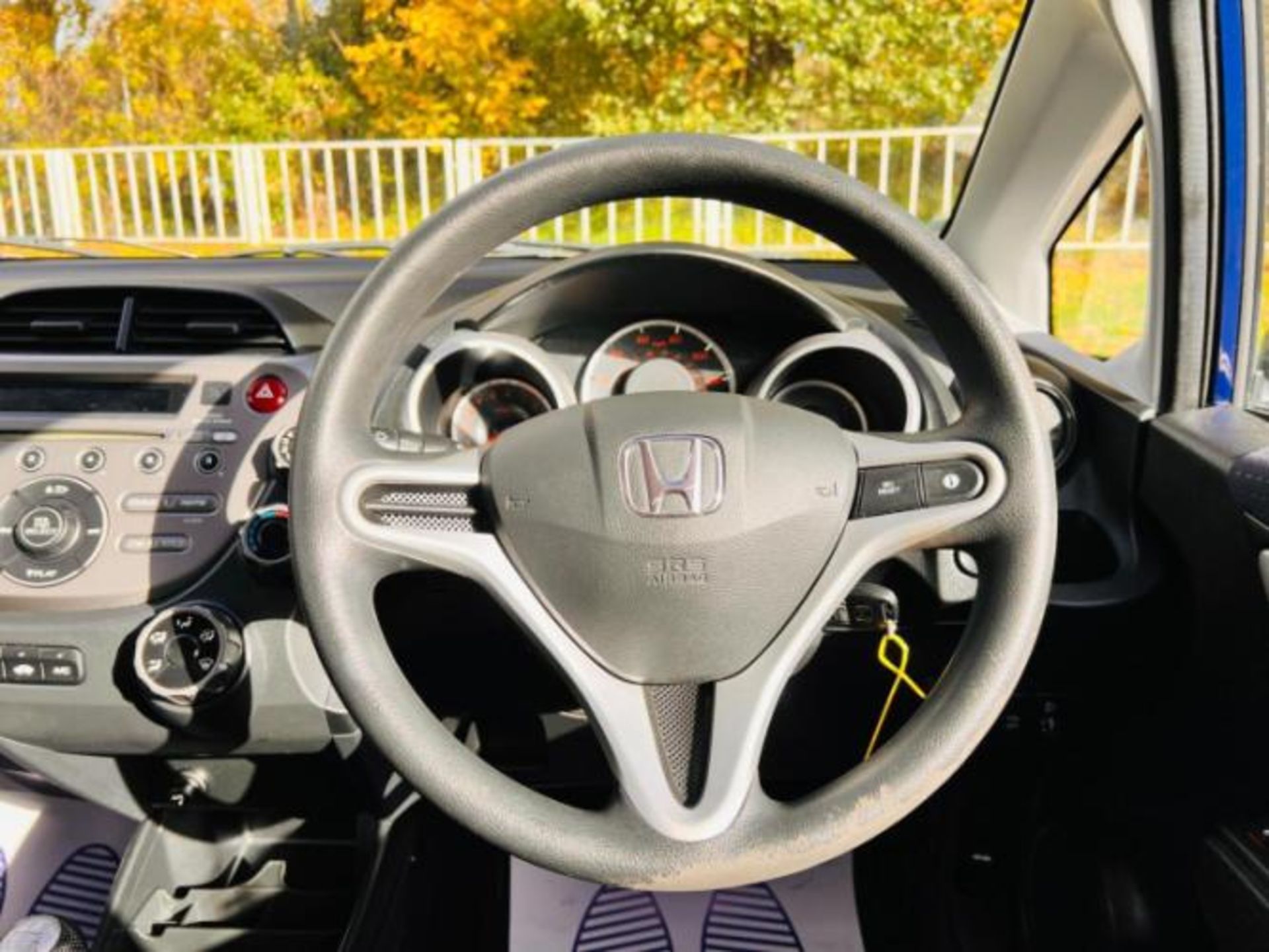 2009 HONDA JAZZ 1.2 I-VTEC SE 5DR >>--NO VAT ON HAMMER--<< - Image 14 of 29