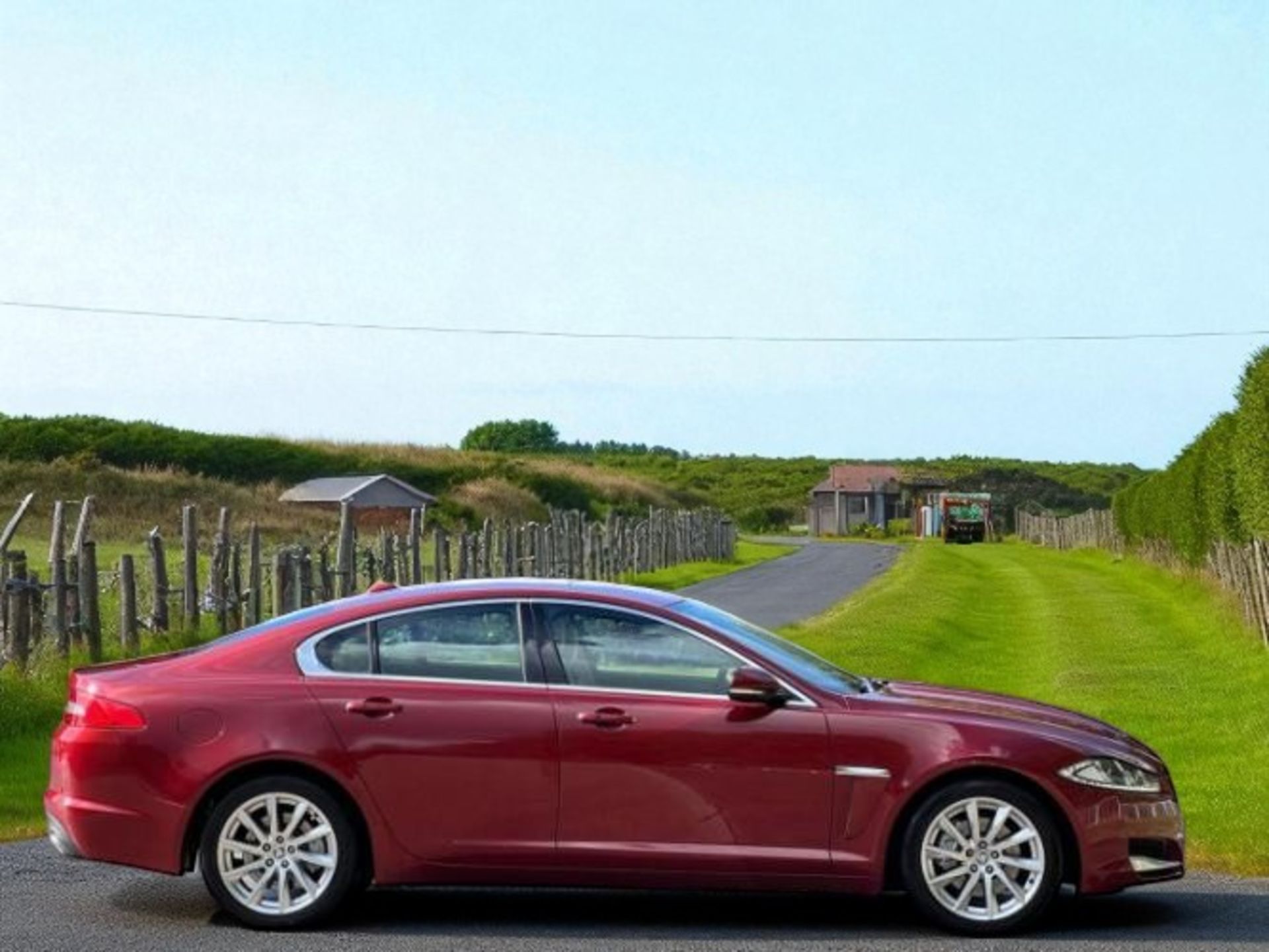 2012 JAGUAR XF 2.2D PREMIUM LUXURY AUTO (S/S) 4DR >>--NO VAT ON HAMMER--<< - Image 10 of 41