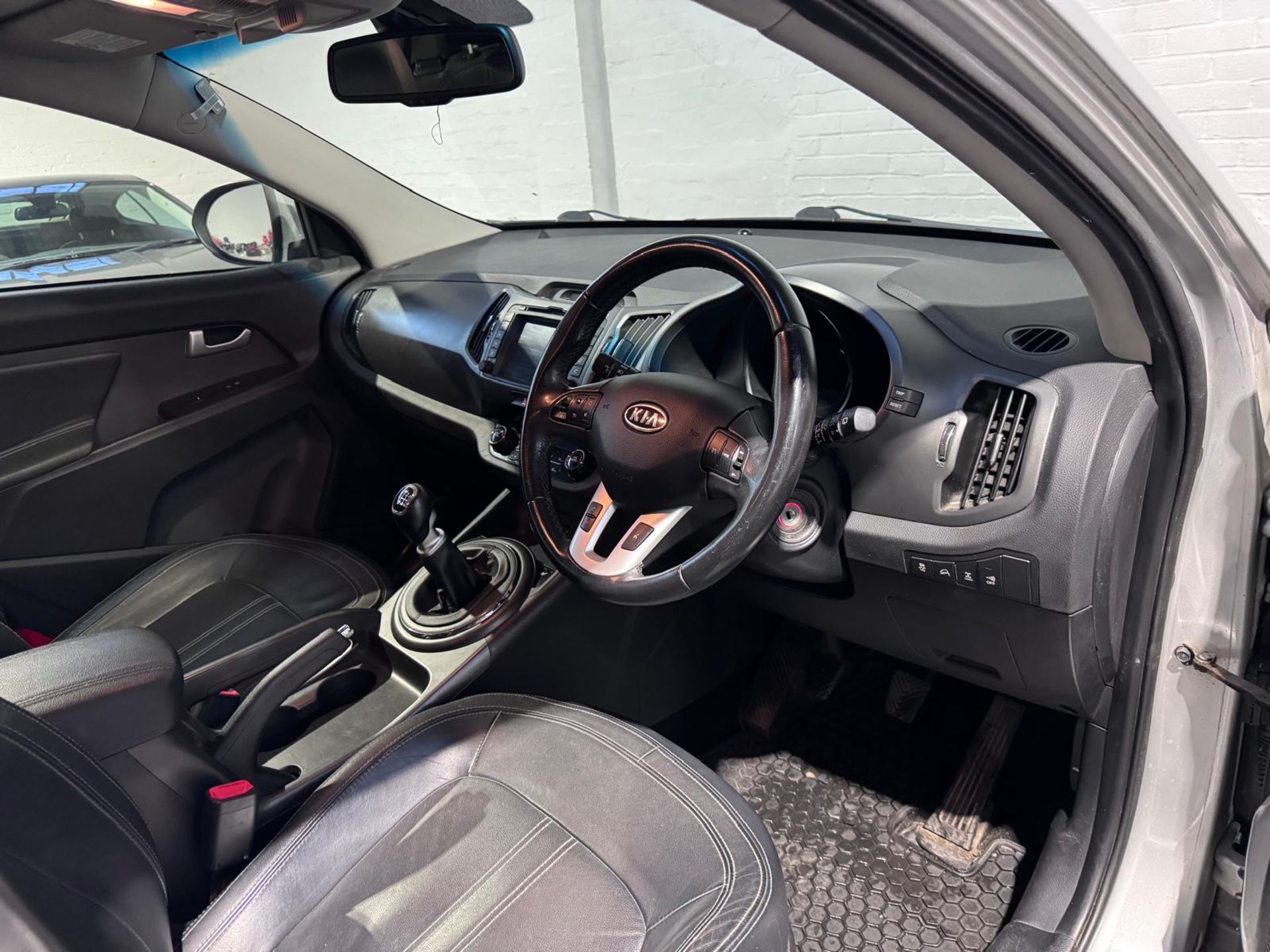 2012 KIA SPORTAGE KX-3 SAT NAV CRDI >>--NO VAT ON HAMMER--<< - Image 26 of 43