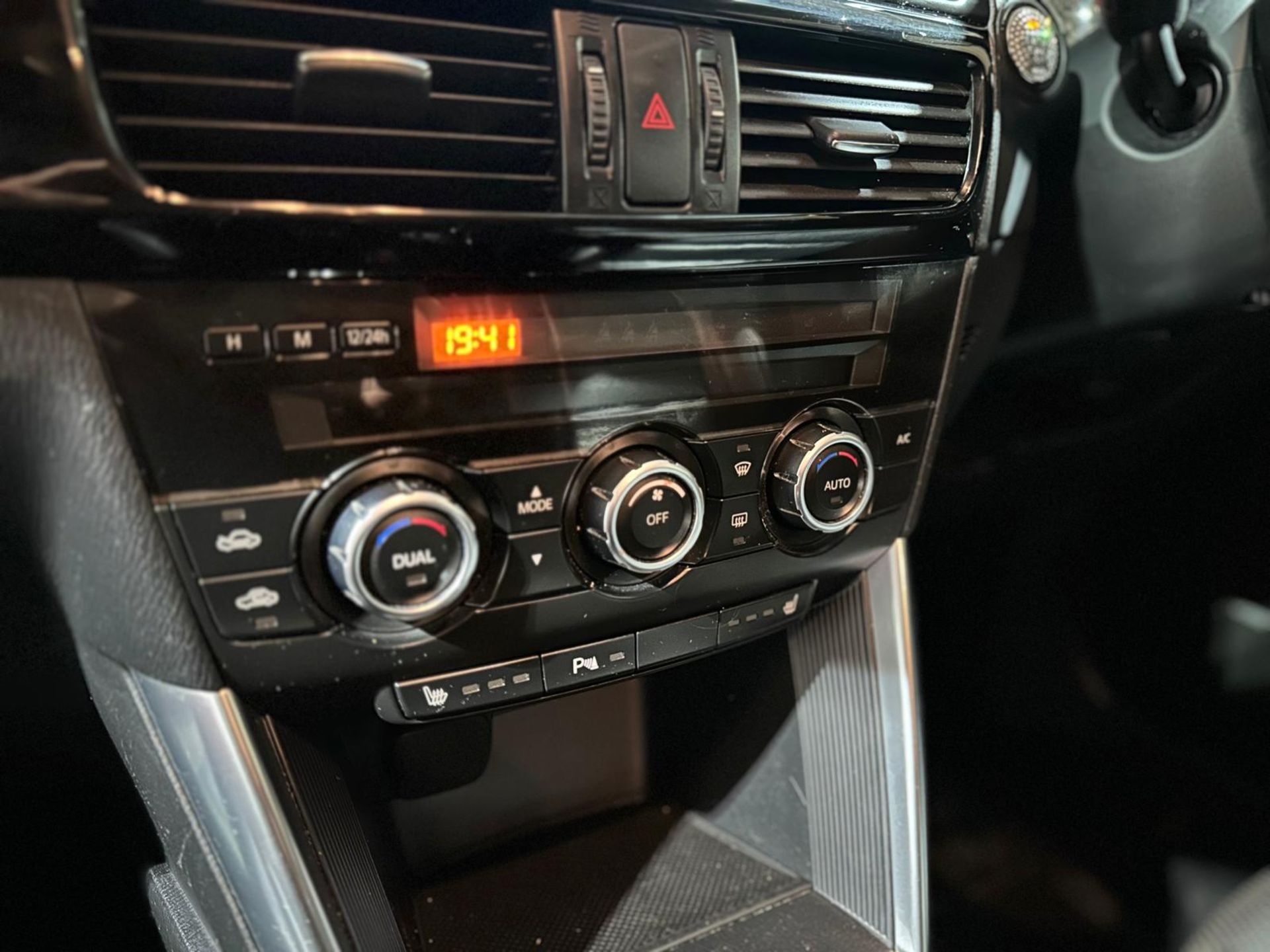 2014 MAZDA CX-5 SPORT NAV D 4X4 >>--NO VAT ON HAMMER--<< - Image 33 of 45