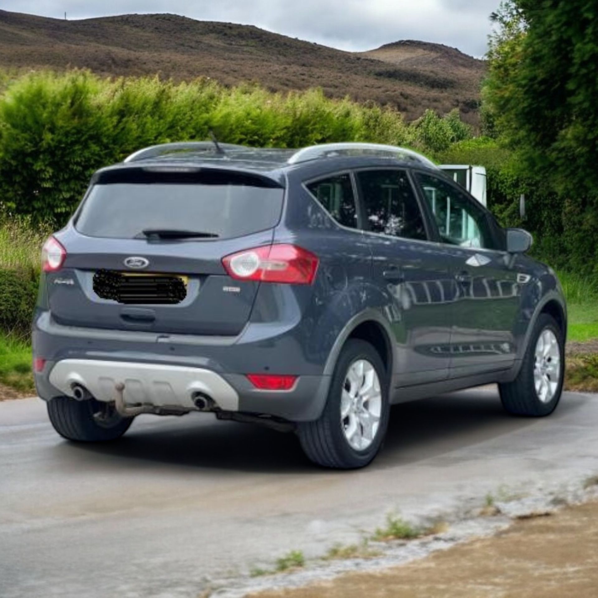2010 FORD KUGA 2.0 TDCI ZETEC 2WD 5DR >>--NO VAT ON HAMMER--<< - Image 13 of 38