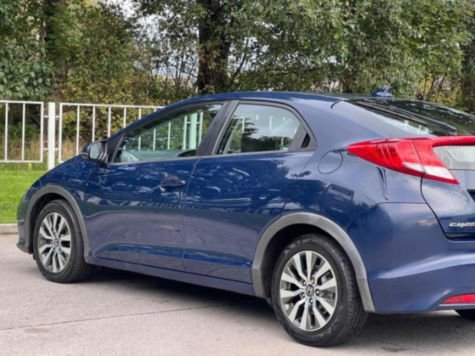 *(ONLY 106K MILEAGE)*2013 HONDA CIVIC 1.6 I-DTEC ES (S/S) 5-DOOR HATCHBACK >-NO VAT ON HAMMER-< - Image 36 of 42