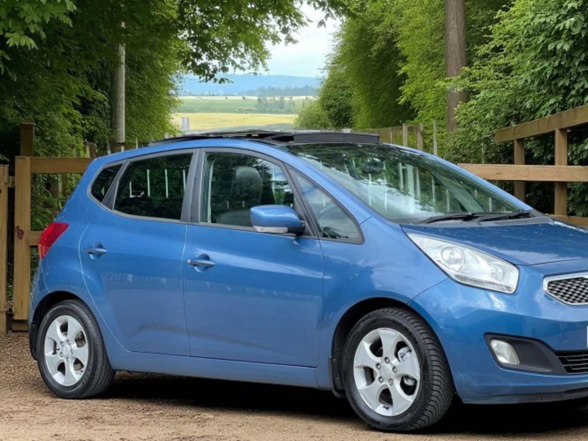 *(ONLY 93K MILEAGE)*2013 KIA VENGA 1.6 CRDI ECODYNAMICS 3 (S/S) 5DR–5-SEATER>-NO VAT ON HAMMER-< - Image 7 of 44