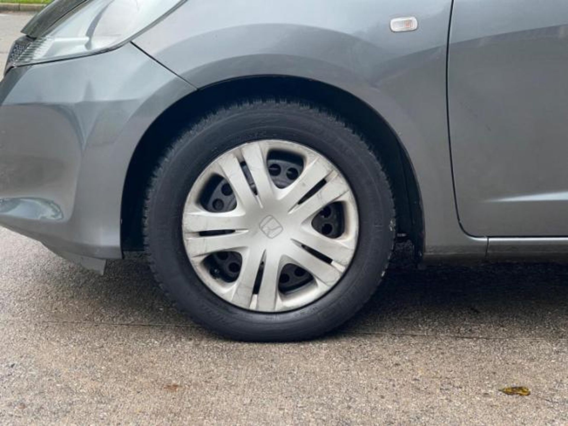 2011 HONDA JAZZ 1.2 I-VTEC S (A/C) 5DR >>--NO VAT ON HAMMER--<< - Image 12 of 24