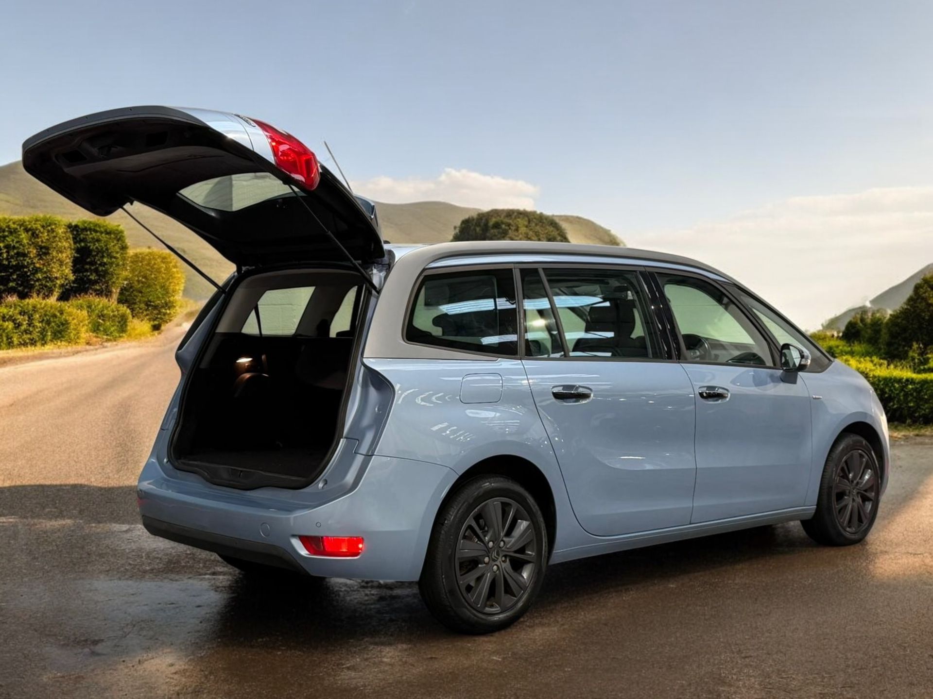 2014 CITROEN GRAND C4 PICASSO 1.6 E-HDI EXCLUSIVE – 7 SEATER >>--NO VAT ON HAMMER--<< - Image 12 of 49