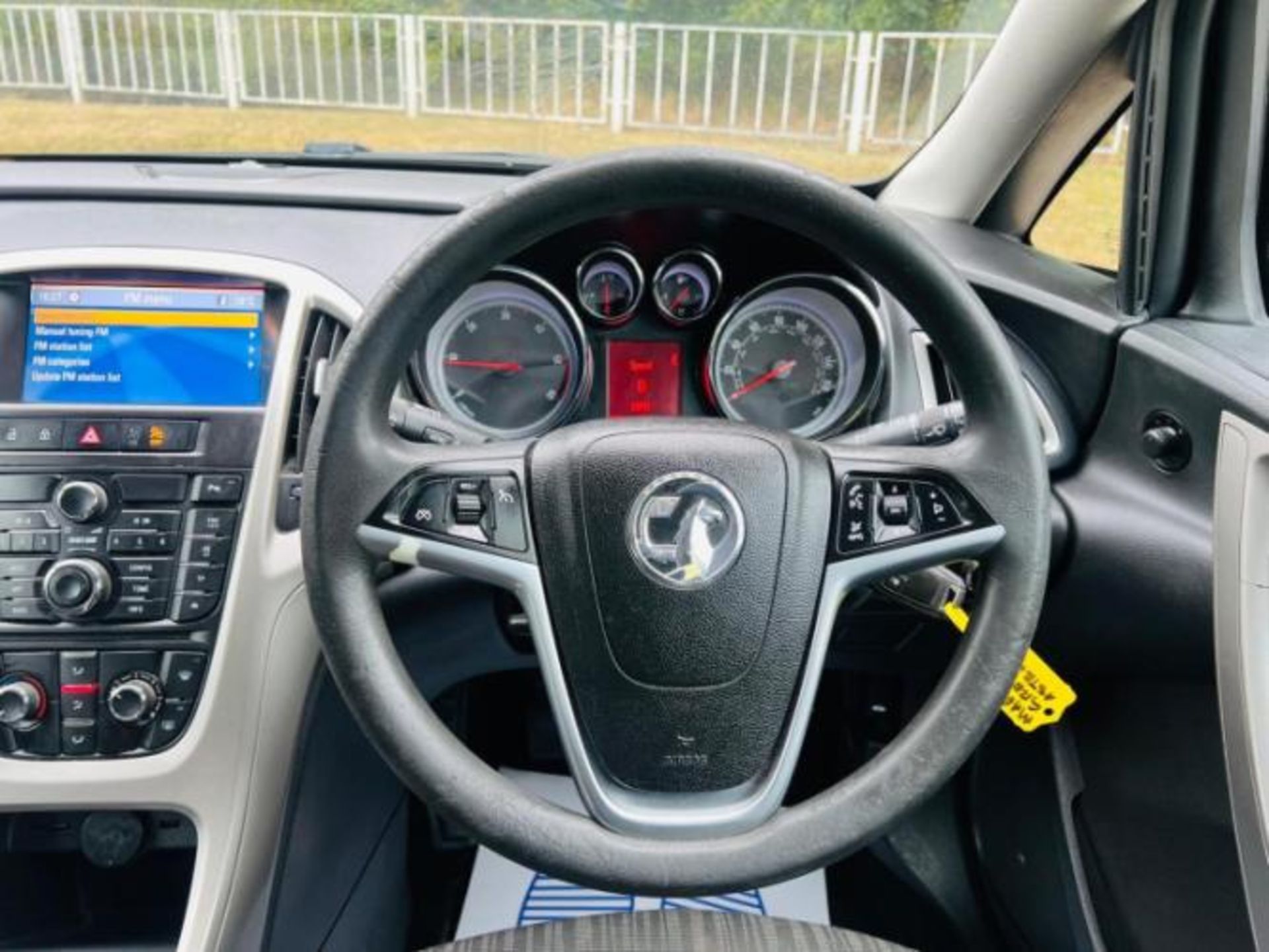 2011 VAUXHALL ASTRA 1.7 CDTI ECOFLEX EXCLUSIV SPORTS TOURER ESTATE>>--NO VAT ON HAMMER--<< - Image 31 of 36