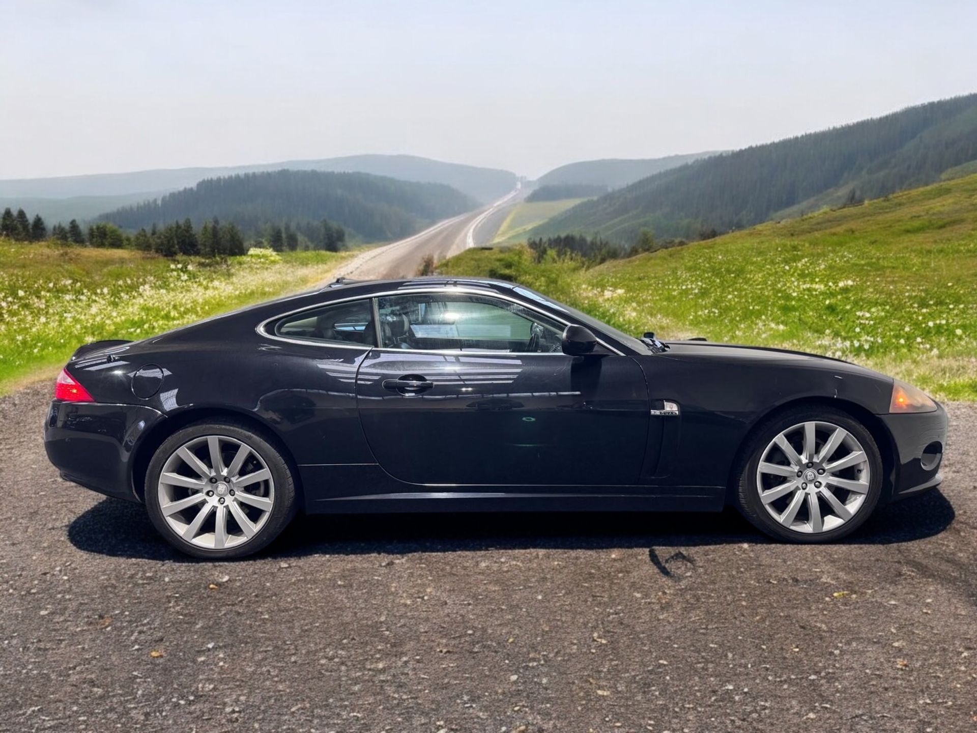 2007 JAGUAR XK 4.2 V8 AUTO – ULEZ COMPLIANT– HUGE HISTORY >>--NO VAT ON HAMMER--<< - Image 8 of 35