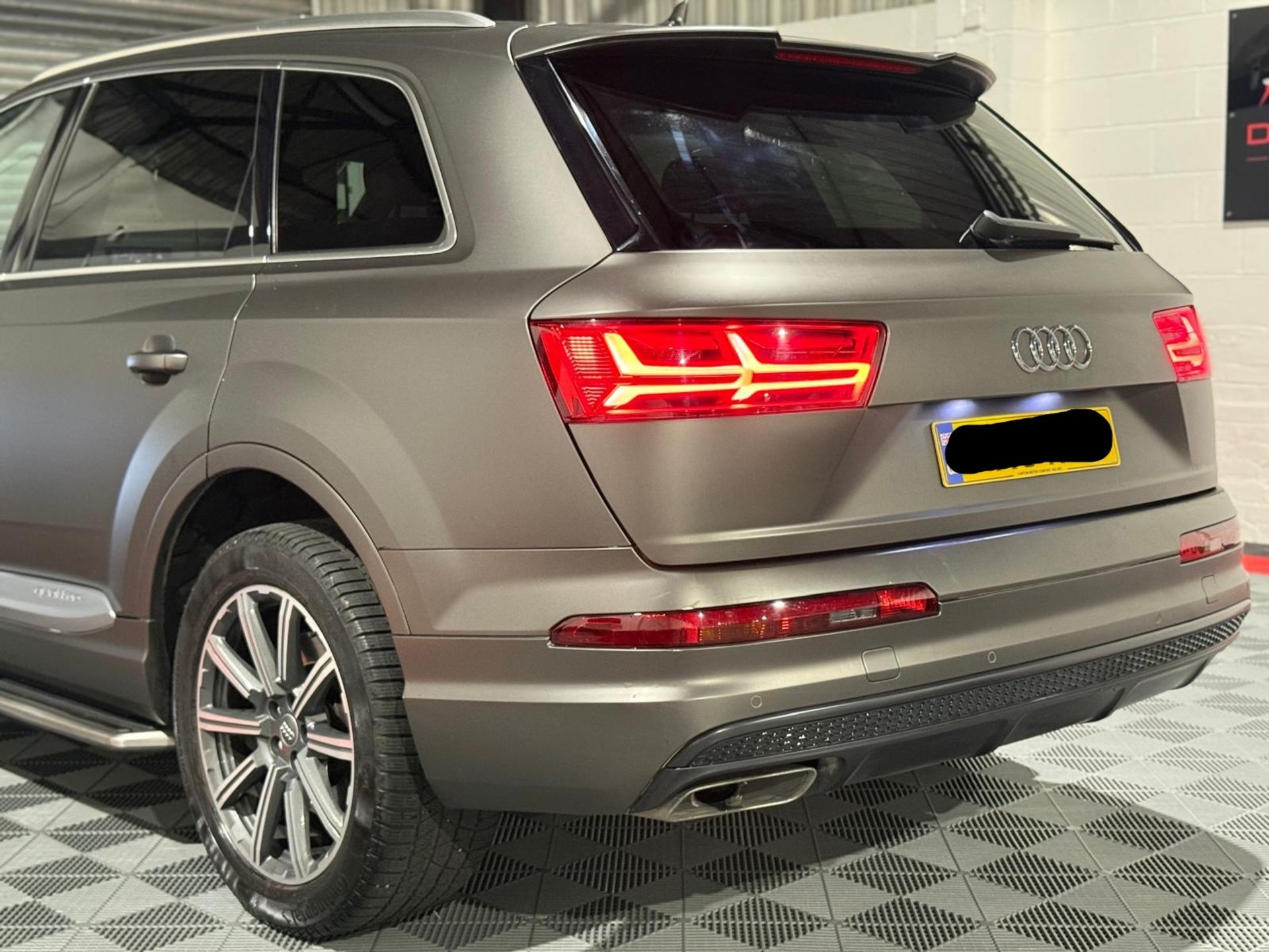 **(ONLY 102K MILEAGE)** 2016 AUDI Q7 3.0 TDI V6 S LINE TIPTRONIC >>--NO VAT ON HAMMER--<< - Image 30 of 48