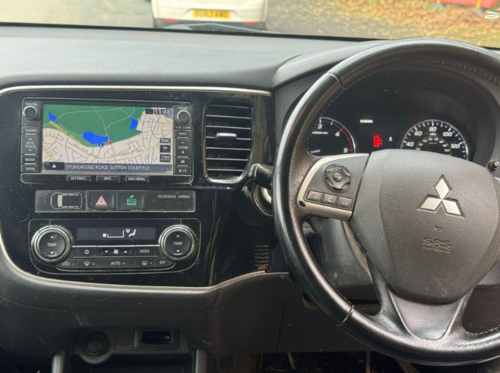 2013 MITSUBISHI OUTLANDER 2.2 DI-D GX4 4WD 7-SEATER >>--NO VAT ON HAMMER--<< - Image 11 of 13