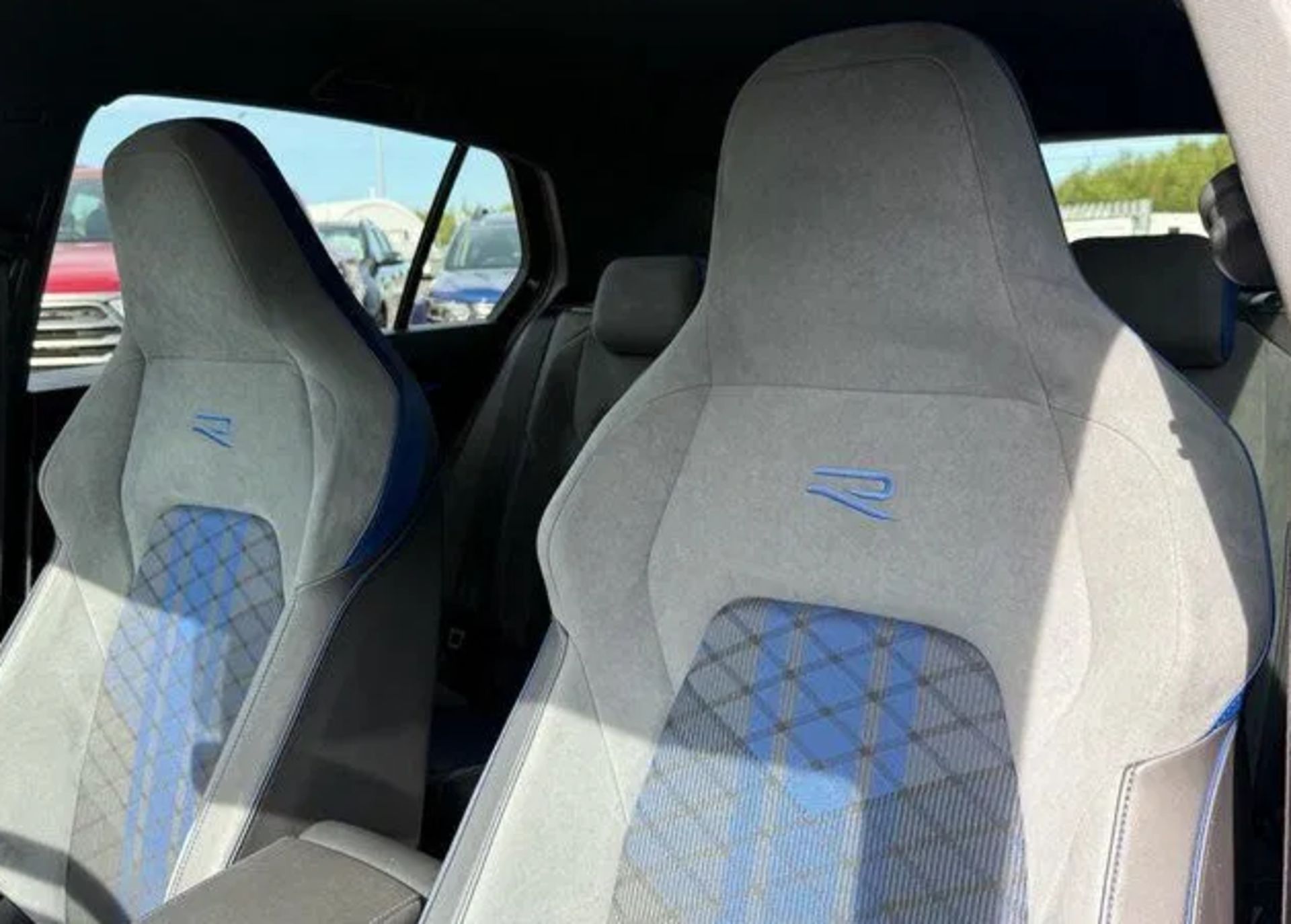 2021 VOLKSWAGEN GOLF R 2.0 TSI 4MOTION DSG – 41K MILES – BLACK – EURO 6 >>--NO VAT ON HAMMER--<< - Image 21 of 31