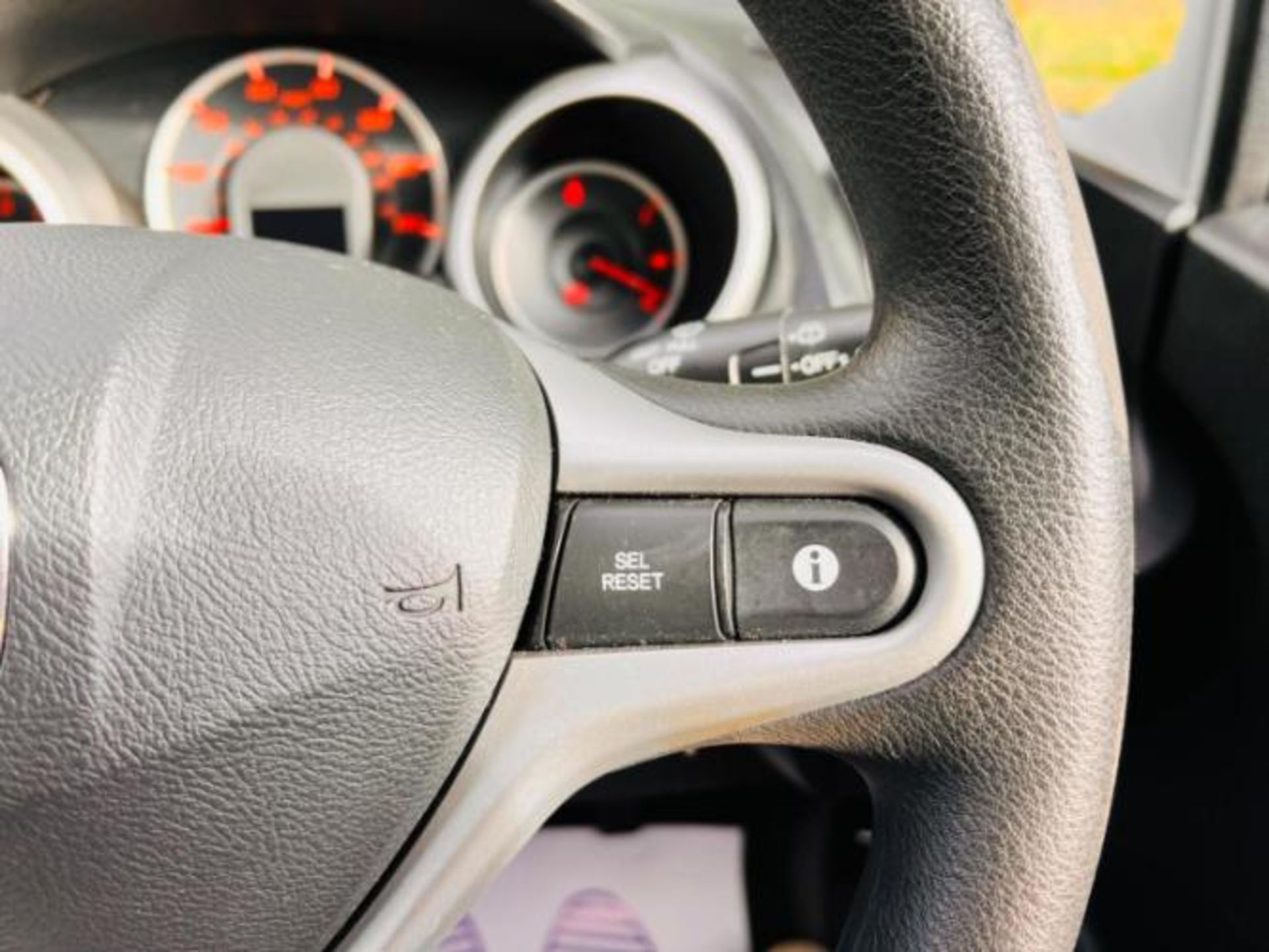 2009 HONDA JAZZ 1.2 I-VTEC SE 5DR >>--NO VAT ON HAMMER--<< - Image 26 of 29