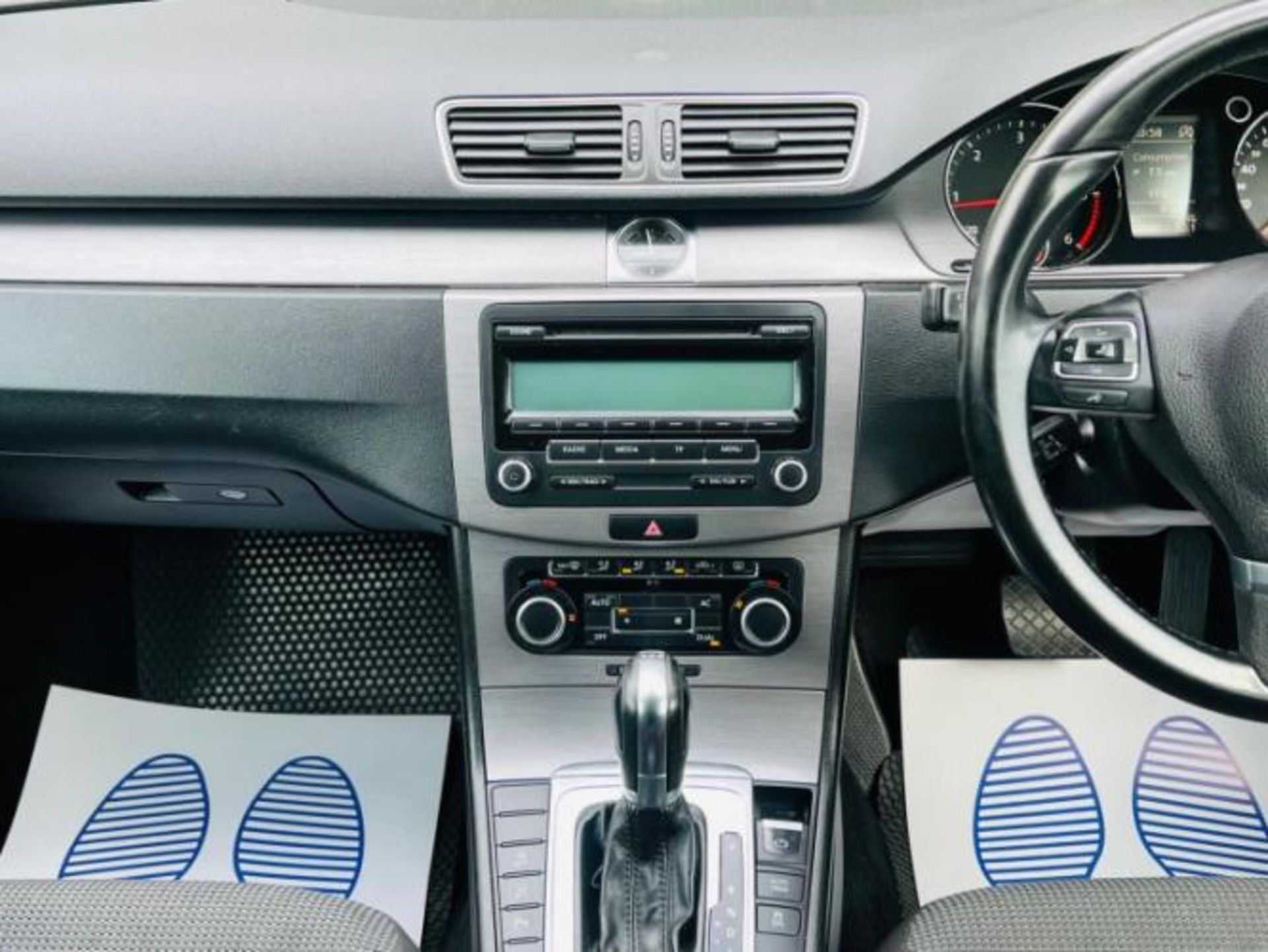 2011 VOLKSWAGEN PASSAT 2.0 TDI BLUEMOTION TECH SE DSG (S/S) 5DR ESTATE>>--NO VAT ON HAMMER--<< - Image 26 of 42