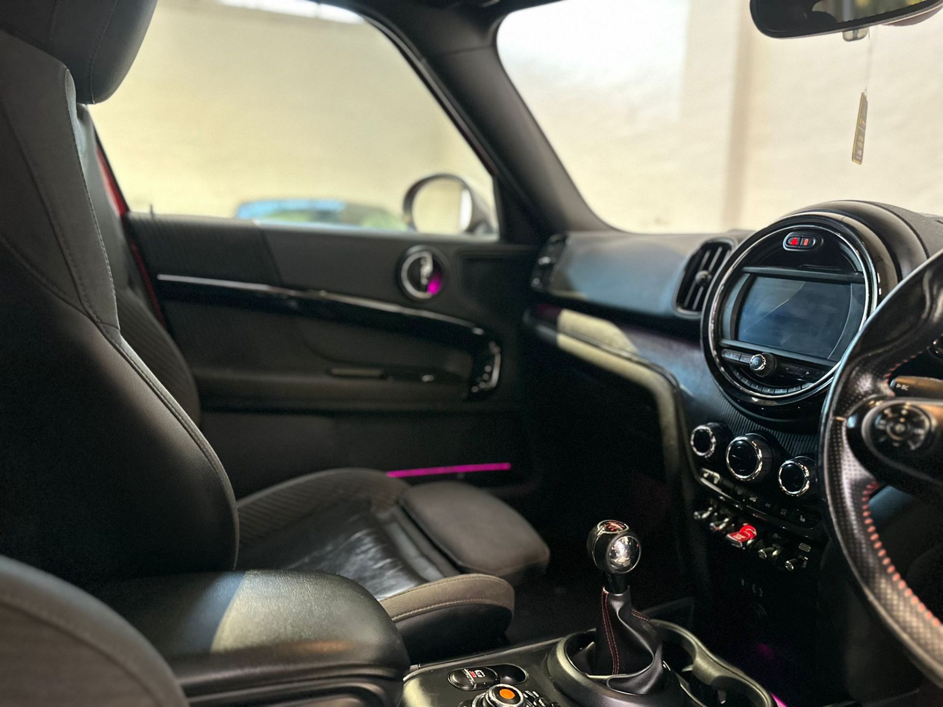 2017 MINI COUNTRYMAN COOPER ALL4 – GREAT SPEC – 2 OWNERS - 130K MILES >>--NO VAT ON HAMMER--<< - Image 49 of 51