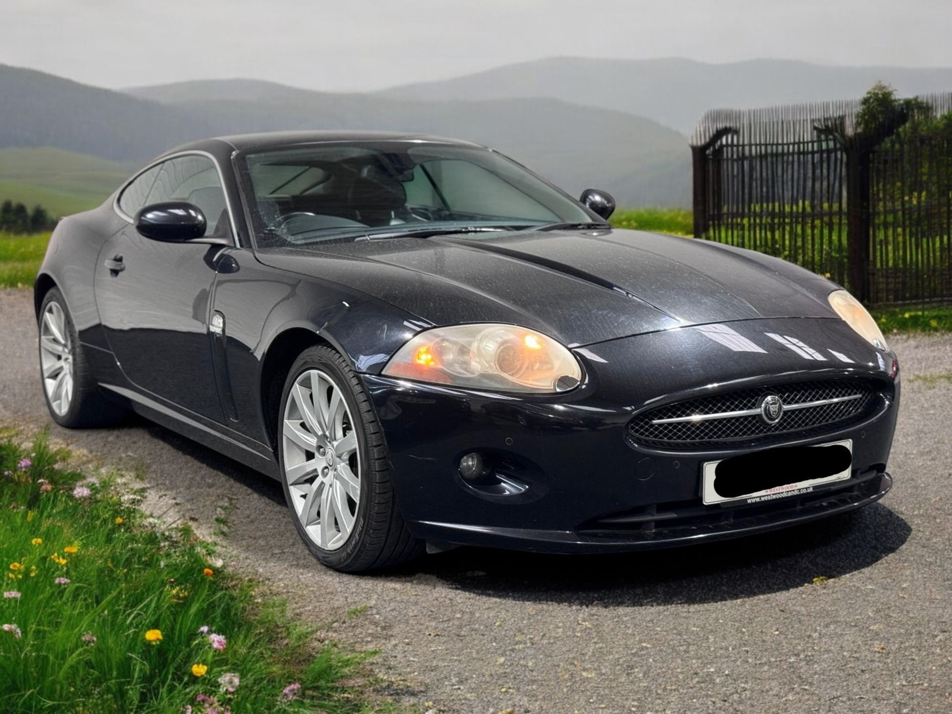 2007 JAGUAR XK 4.2 V8 AUTO – ULEZ COMPLIANT– HUGE HISTORY >>--NO VAT ON HAMMER--<< - Image 2 of 35
