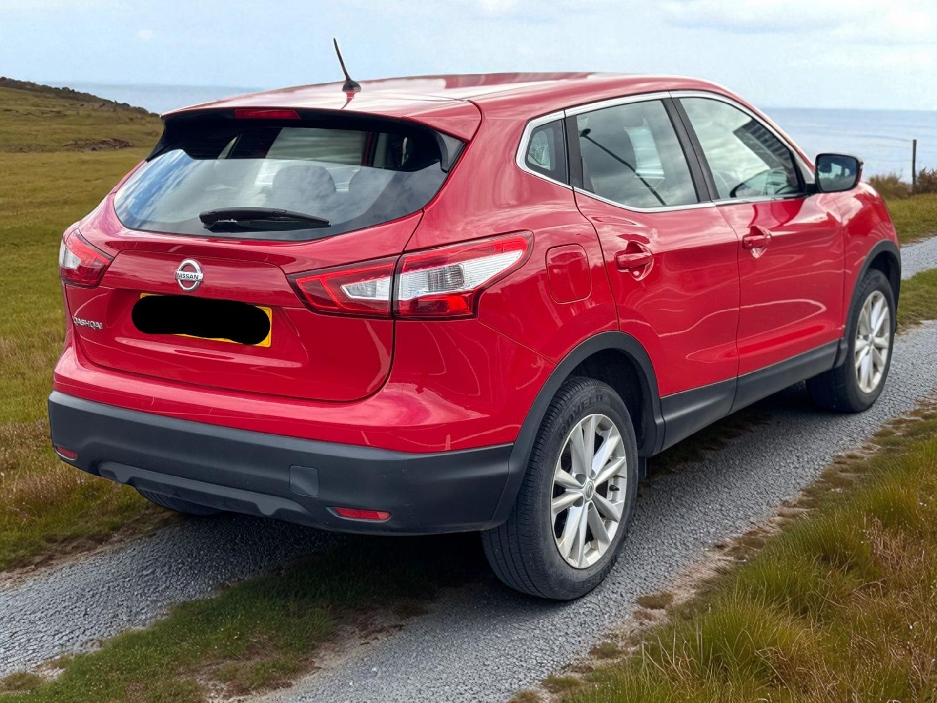 2015 NISSAN QASHQAI ACENTA DIG-T 1.2 PETROL SUV – MANUAL – RED>>--NO VAT ON HAMMER--<< - Image 5 of 14