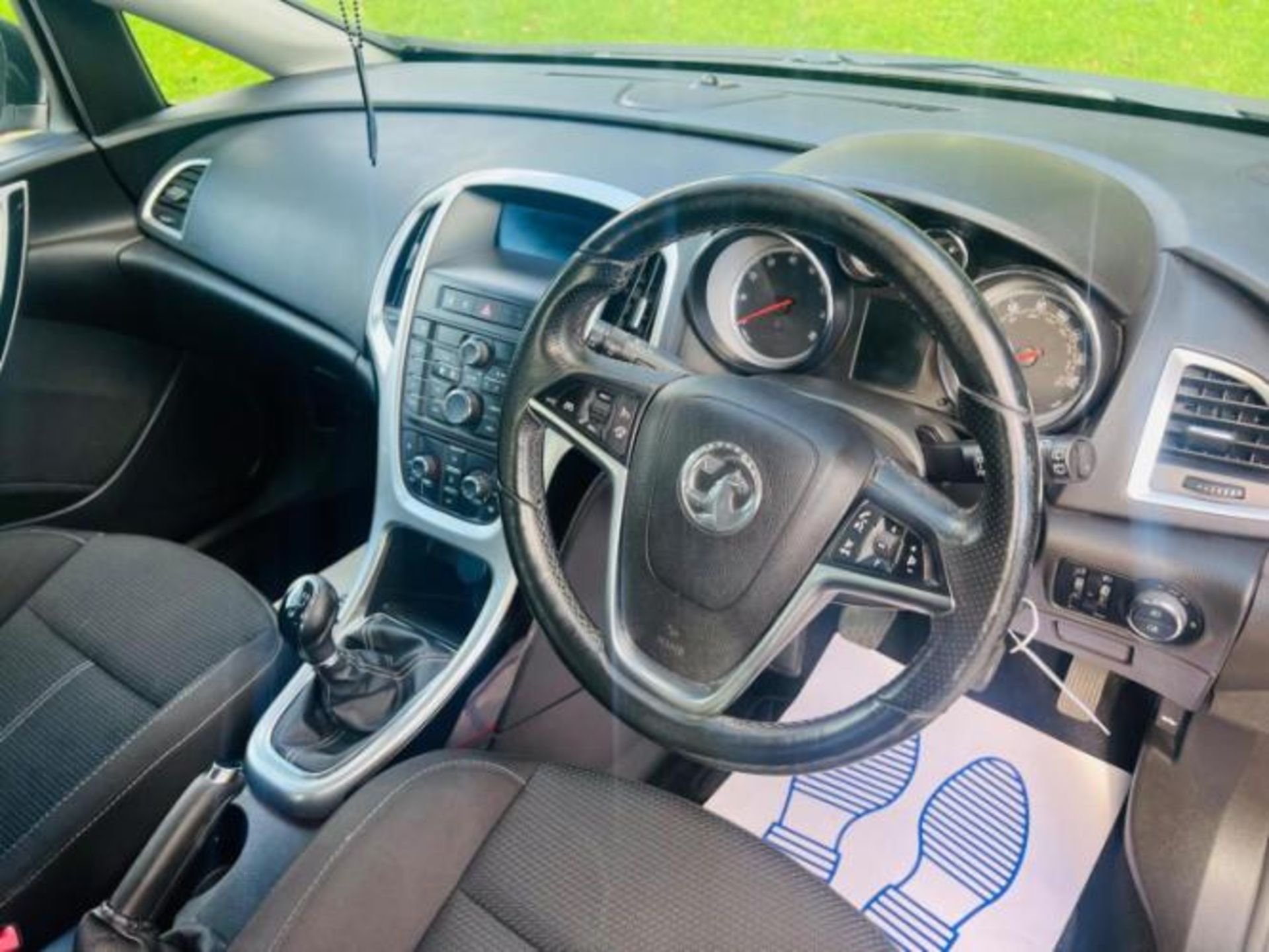 **(ONLY 109K MILEAGE)** 2013 VAUXHALL ASTRA 1.6 16V SRI 5-DOOR HATCHBACK>>--NO VAT ON HAMMER--<< - Image 28 of 40