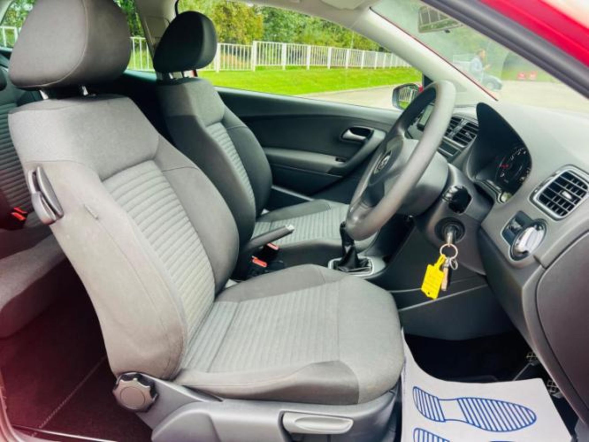 **(ONLY 54K MILEAGE)** 2013 VOLKSWAGON POLO 1.2 MATCH EDITION 3-DOOR HATCHBACK>-NO VAT ON HAMMER-< - Image 28 of 39