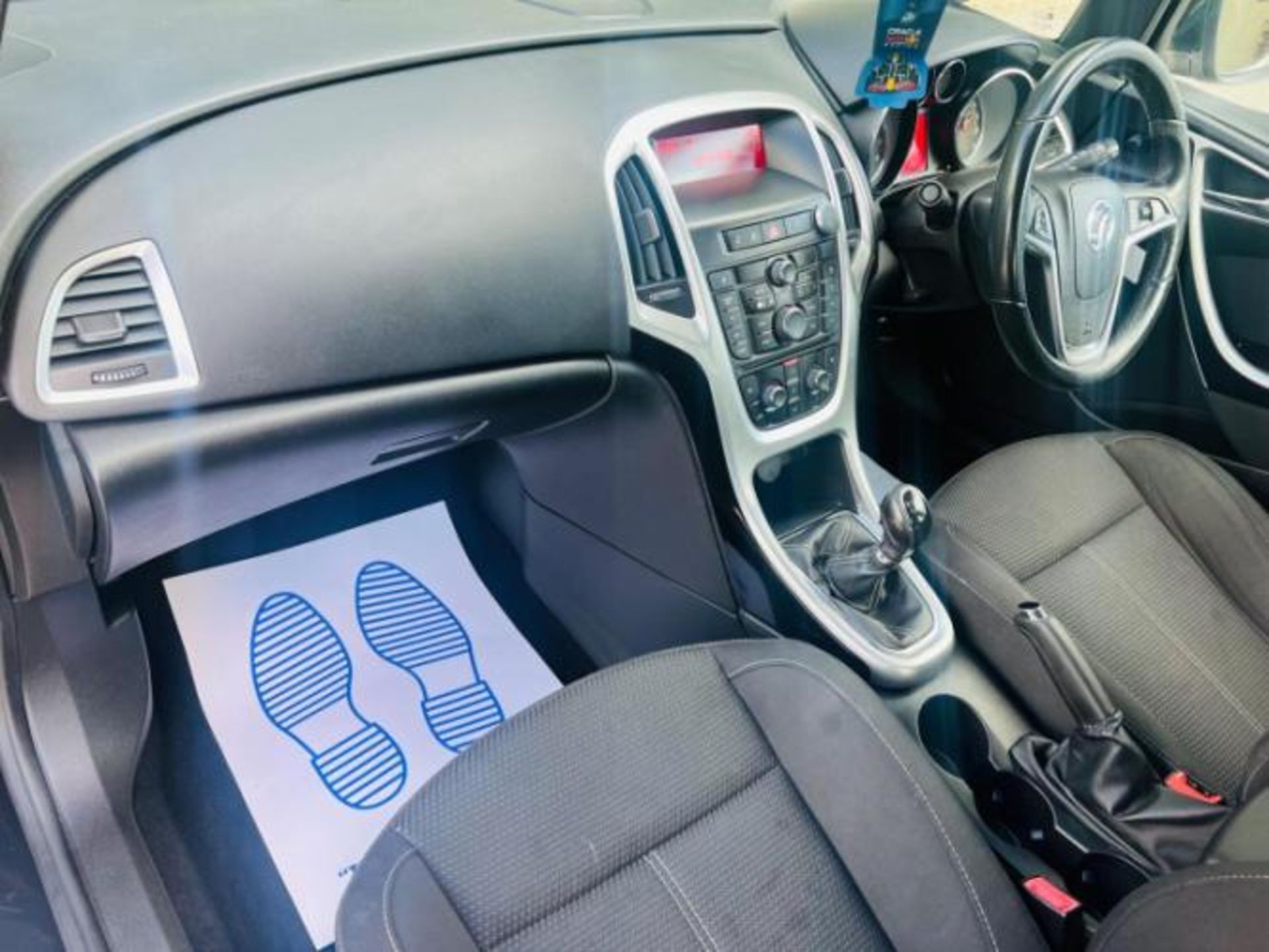 **(ONLY 109K MILEAGE)** 2013 VAUXHALL ASTRA 1.6 16V SRI 5-DOOR HATCHBACK>>--NO VAT ON HAMMER--<< - Image 29 of 40