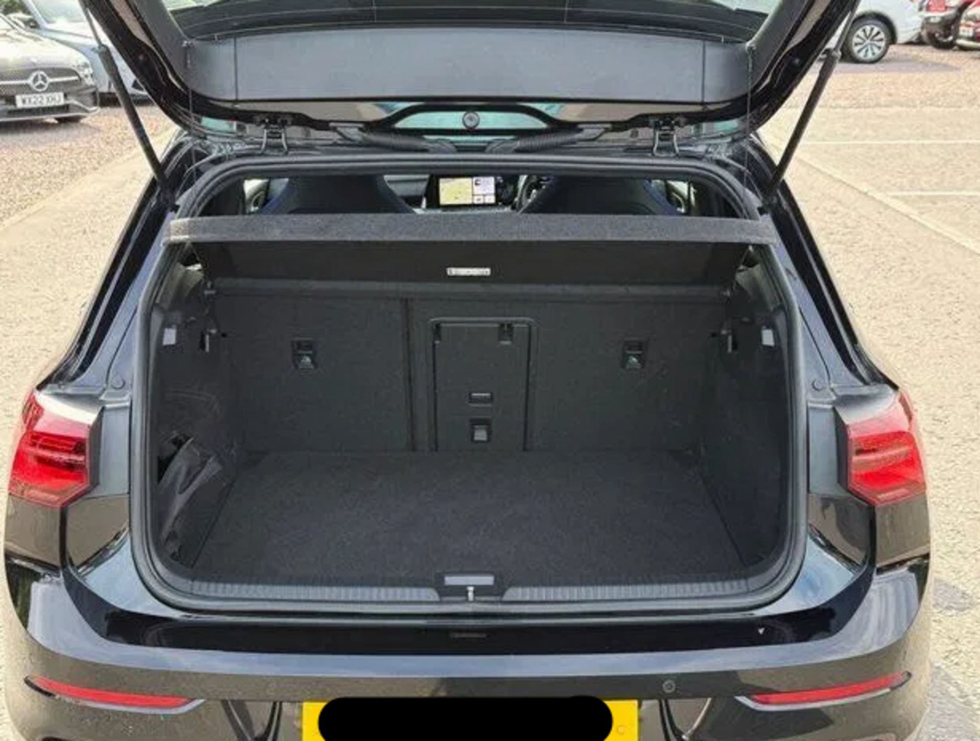 2021 VOLKSWAGEN GOLF R 2.0 TSI 4MOTION DSG – 41K MILES – BLACK – EURO 6 >>--NO VAT ON HAMMER--<< - Image 17 of 31