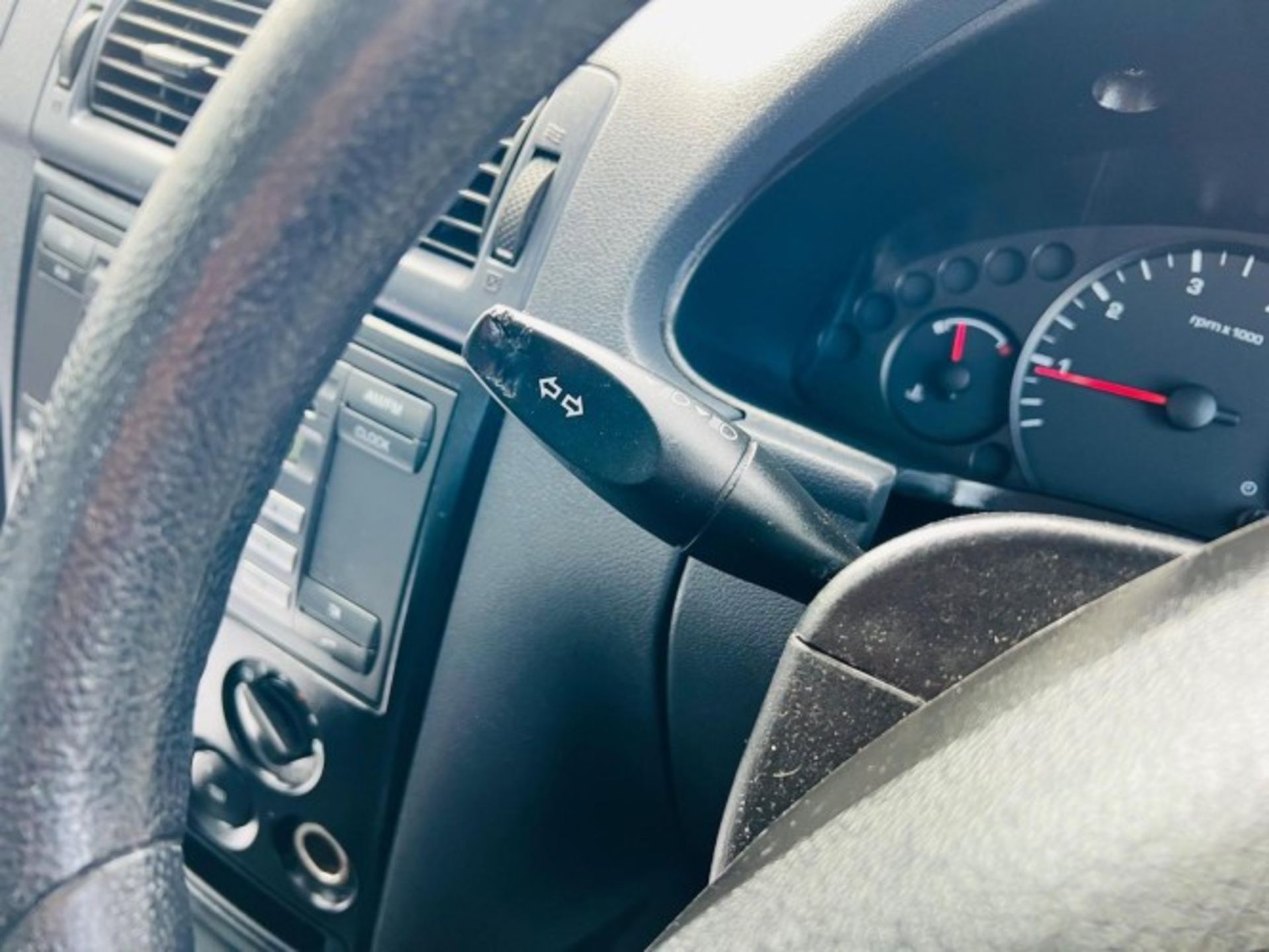 FORD TOURNEO CONNECT 1.8 TDCI T230 90 – 90K MILES >>--NO VAT ON HAMMER--<< - Image 11 of 39