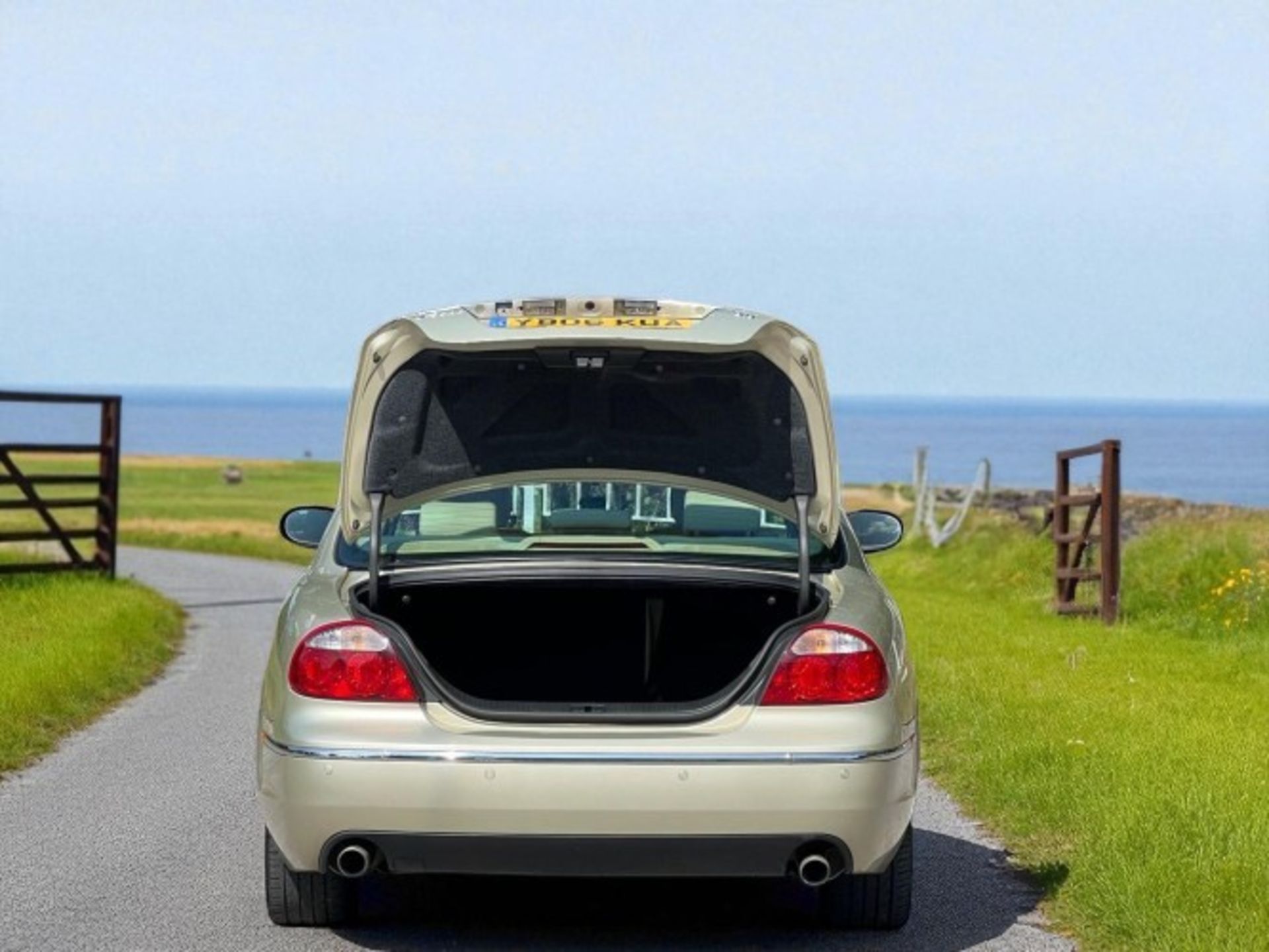 **(ONLY 85K MILEAGE)** 2006 JAGUAR S-TYPE 3.0 V6 AUTOMATIC SALOON>>--NO VAT ON HAMMER--<< - Image 6 of 40