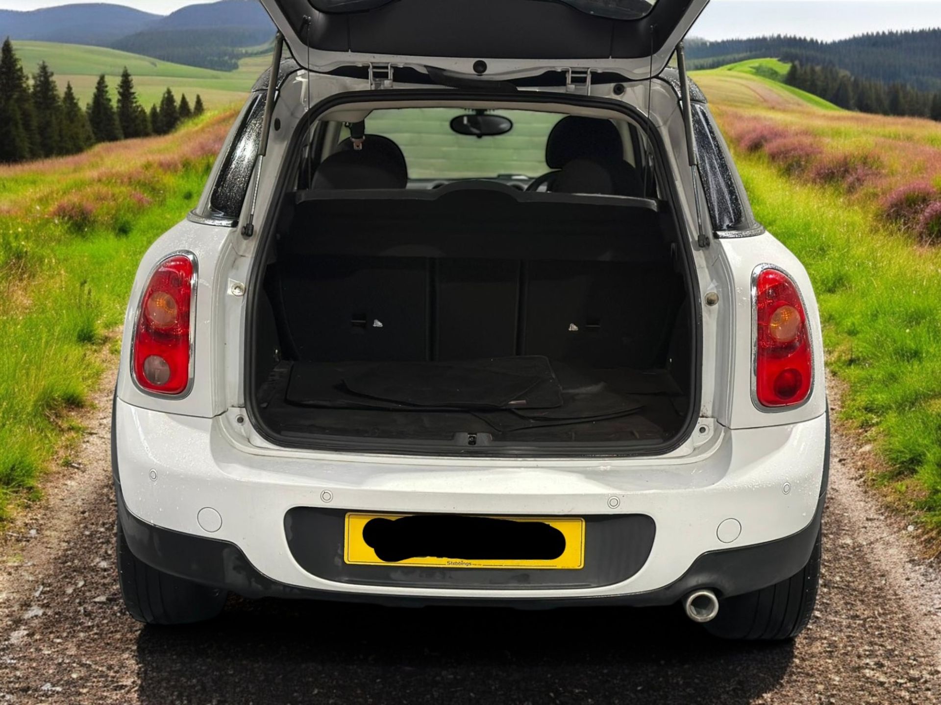 2011 MINI COUNTRYMAN COOPER D – 1.6 DIESEL – MANUAL - Image 5 of 31