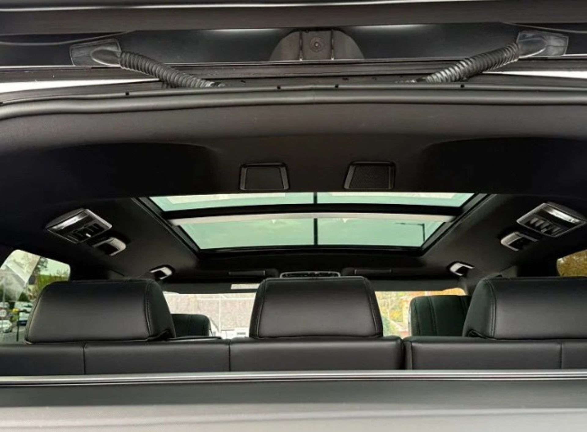 2017 LAND ROVER RANGE ROVER SPORT HSE SDV6 AUTO – WHITE – 98K MILES >>--NO VAT ON HAMMER--<< - Image 19 of 42