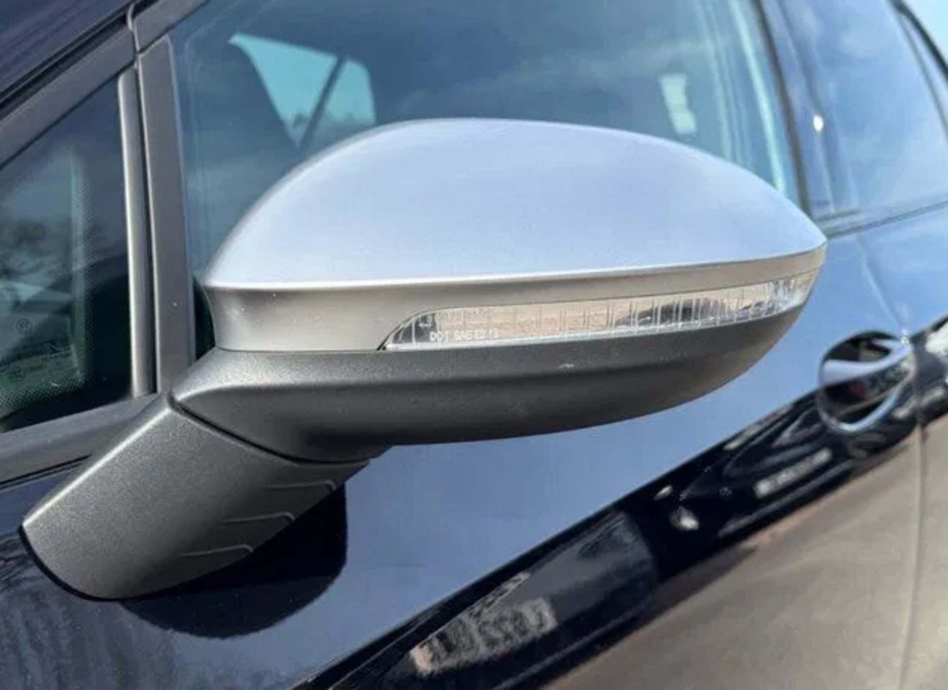 2021 VOLKSWAGEN GOLF R 2.0 TSI 4MOTION DSG – 41K MILES – BLACK – EURO 6 >>--NO VAT ON HAMMER--<< - Image 12 of 31