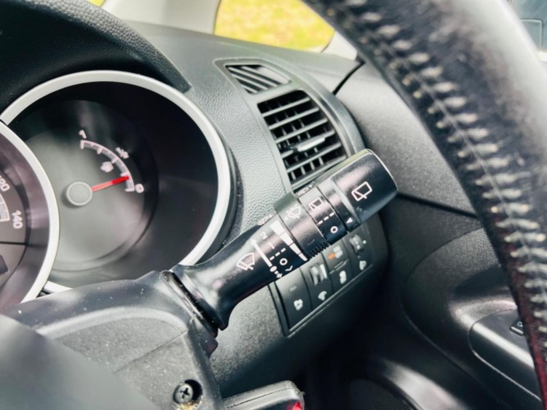 *(ONLY 93K MILEAGE)*2013 KIA VENGA 1.6 CRDI ECODYNAMICS 3 (S/S) 5DR–5-SEATER>-NO VAT ON HAMMER-< - Image 27 of 40