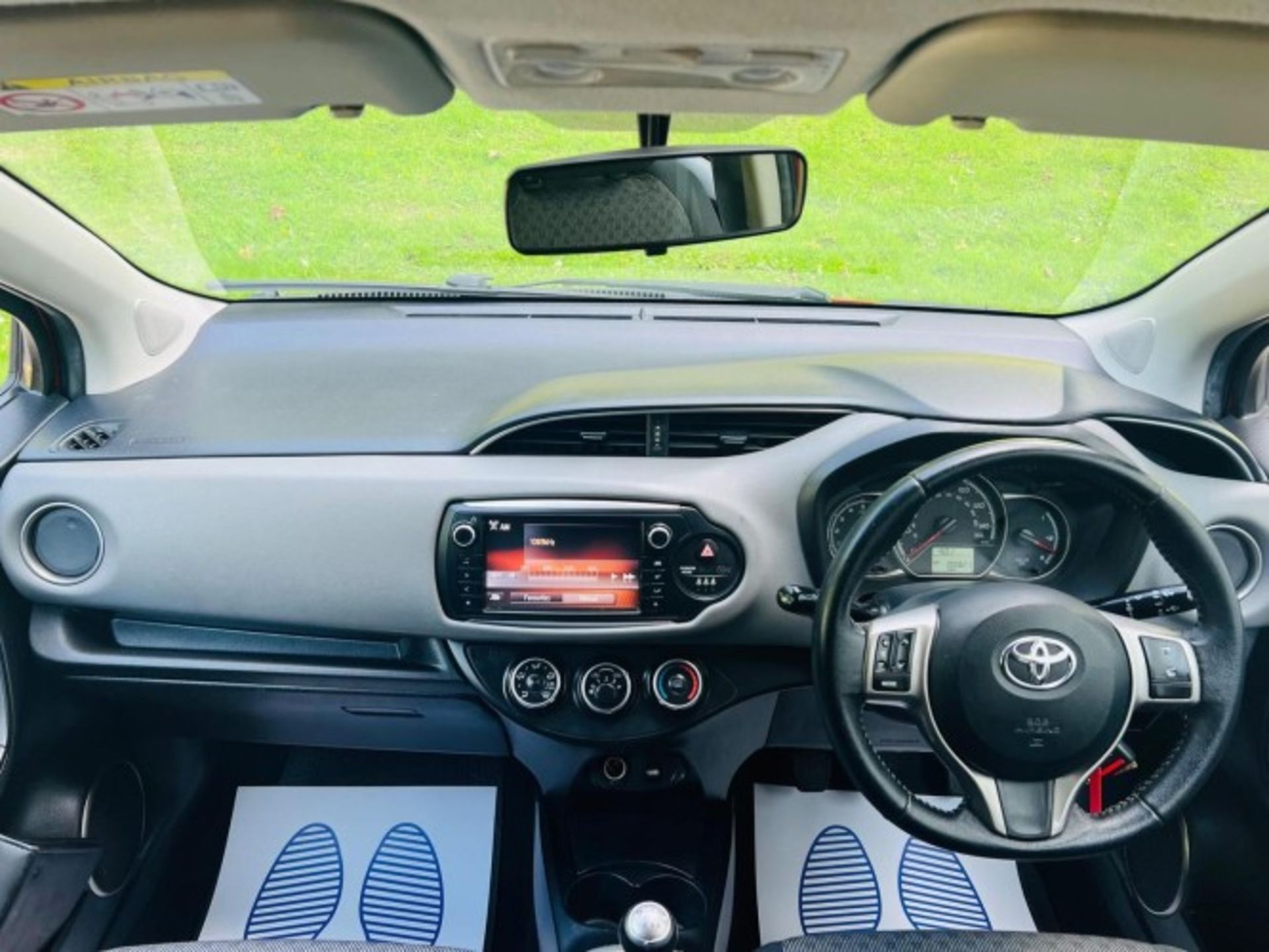 **(ONLY 100K MILEAGE)** 2015 TOYOTA YARIS 1.4 D-4D ICON – 5DR HATCHBACK>>--NO VAT ON HAMMER--<< - Image 23 of 38