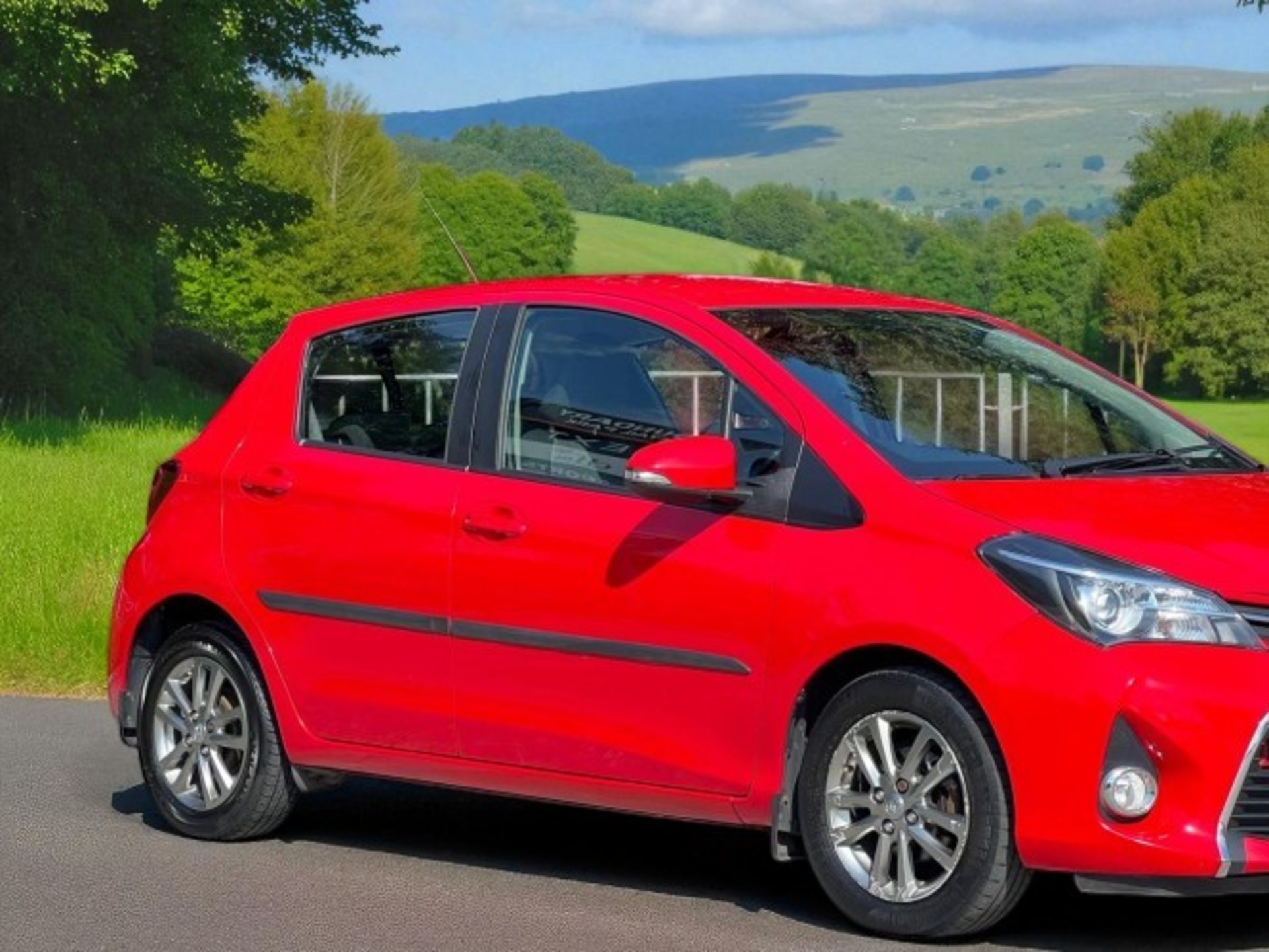 **(ONLY 100K MILEAGE)** 2015 TOYOTA YARIS 1.4 D-4D ICON – 5DR HATCHBACK>>--NO VAT ON HAMMER--<< - Image 5 of 38