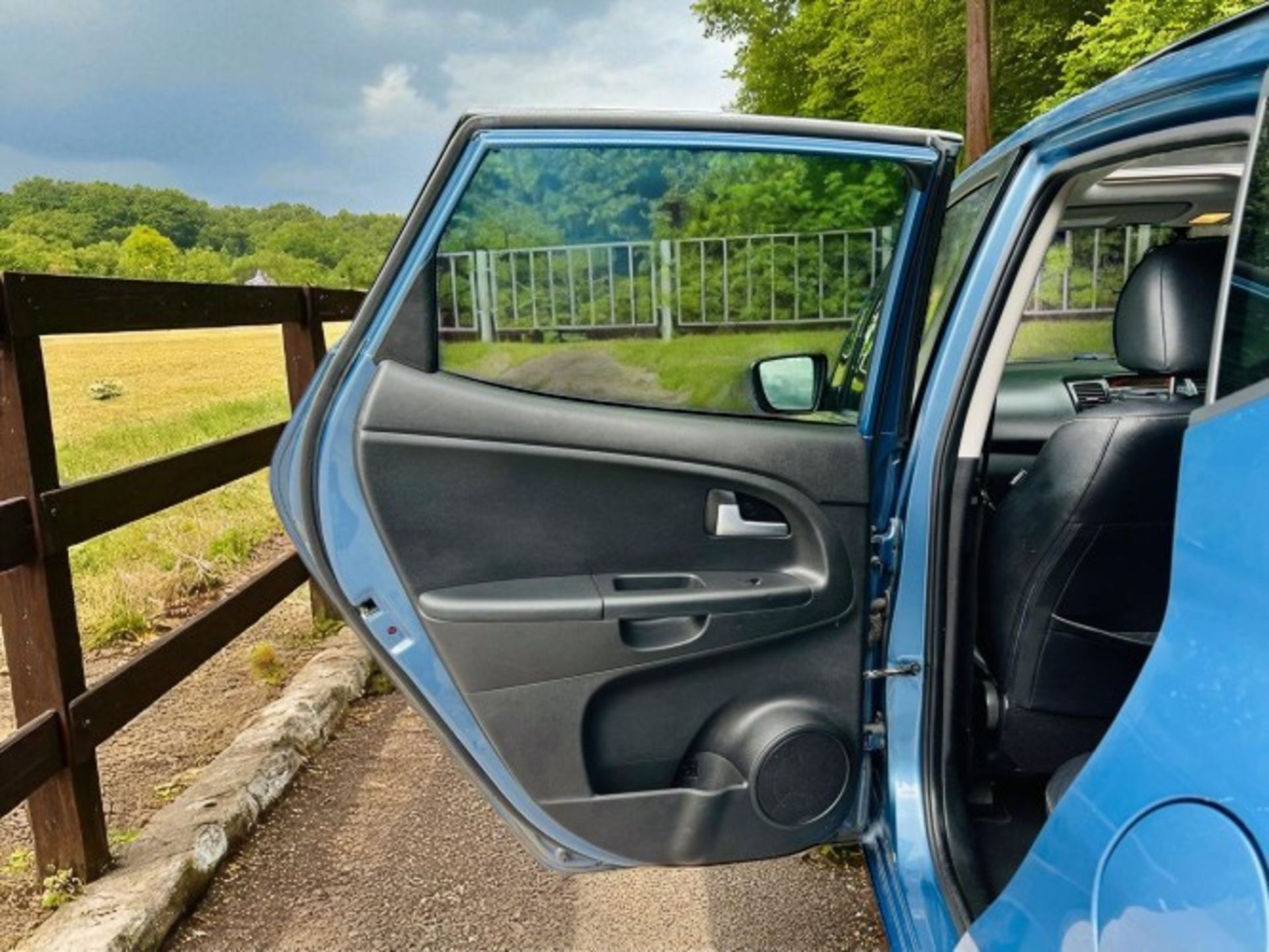 *(ONLY 93K MILEAGE)*2013 KIA VENGA 1.6 CRDI ECODYNAMICS 3 (S/S) 5DR–5-SEATER>-NO VAT ON HAMMER-< - Image 5 of 44