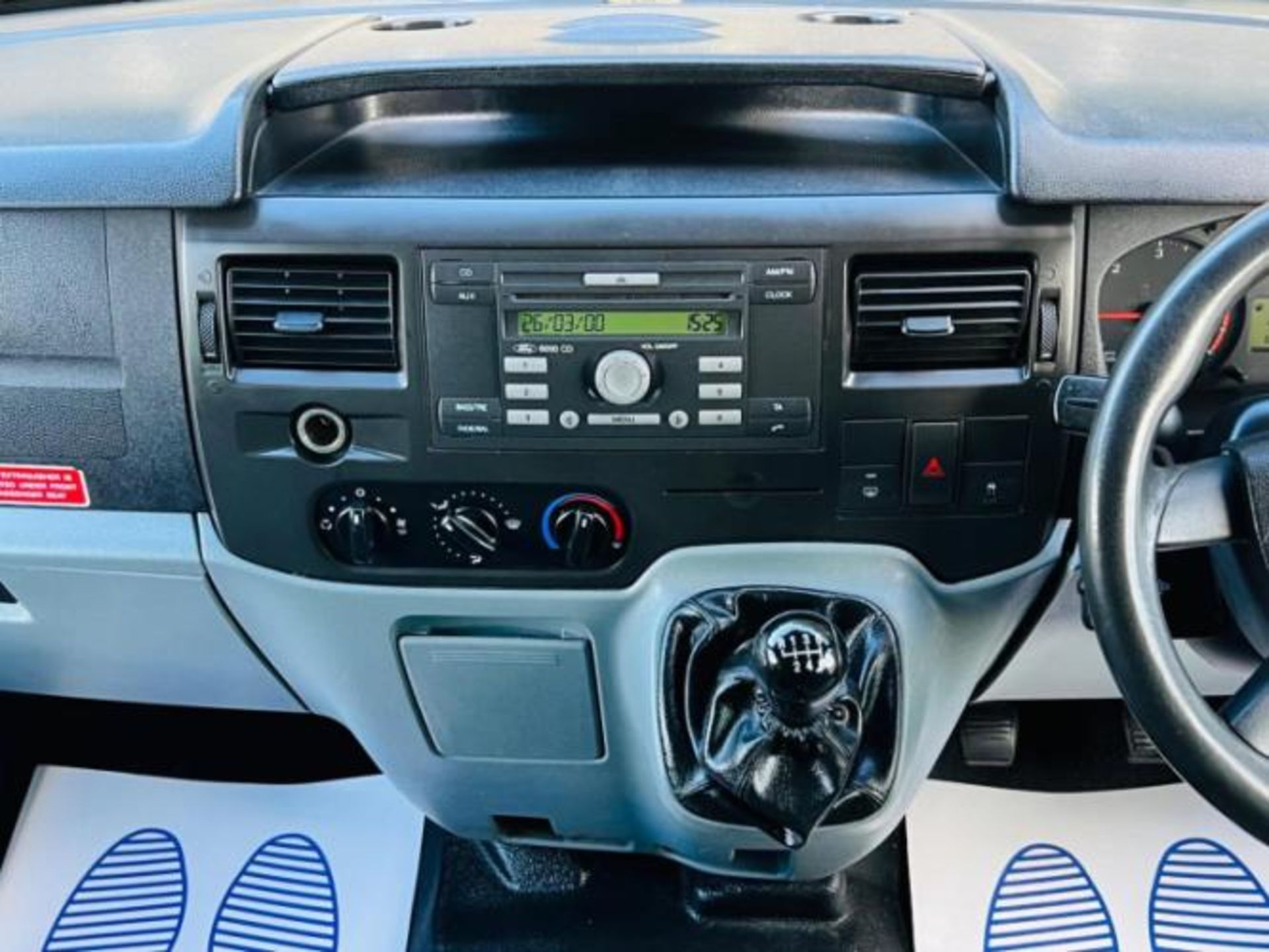 2011 FORD TRANSIT 2.4 TDCI 350 DURATORQ RWD L3 H2 MINIBUS >>--NO VAT ON HAMMER--<< - Image 43 of 46