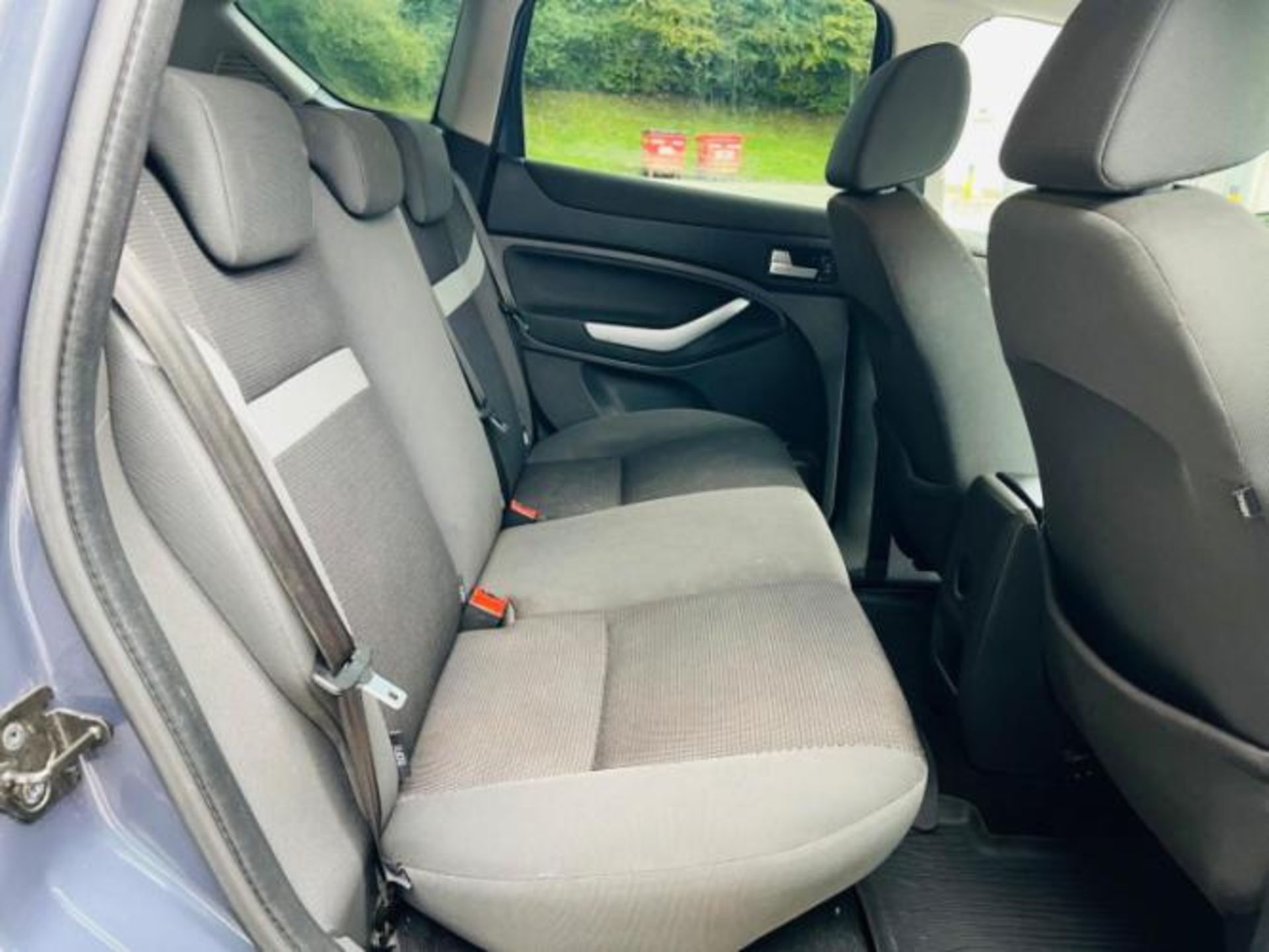 2010 FORD KUGA 2.0 TDCI ZETEC 2WD 5DR >>--NO VAT ON HAMMER--<< - Image 31 of 38