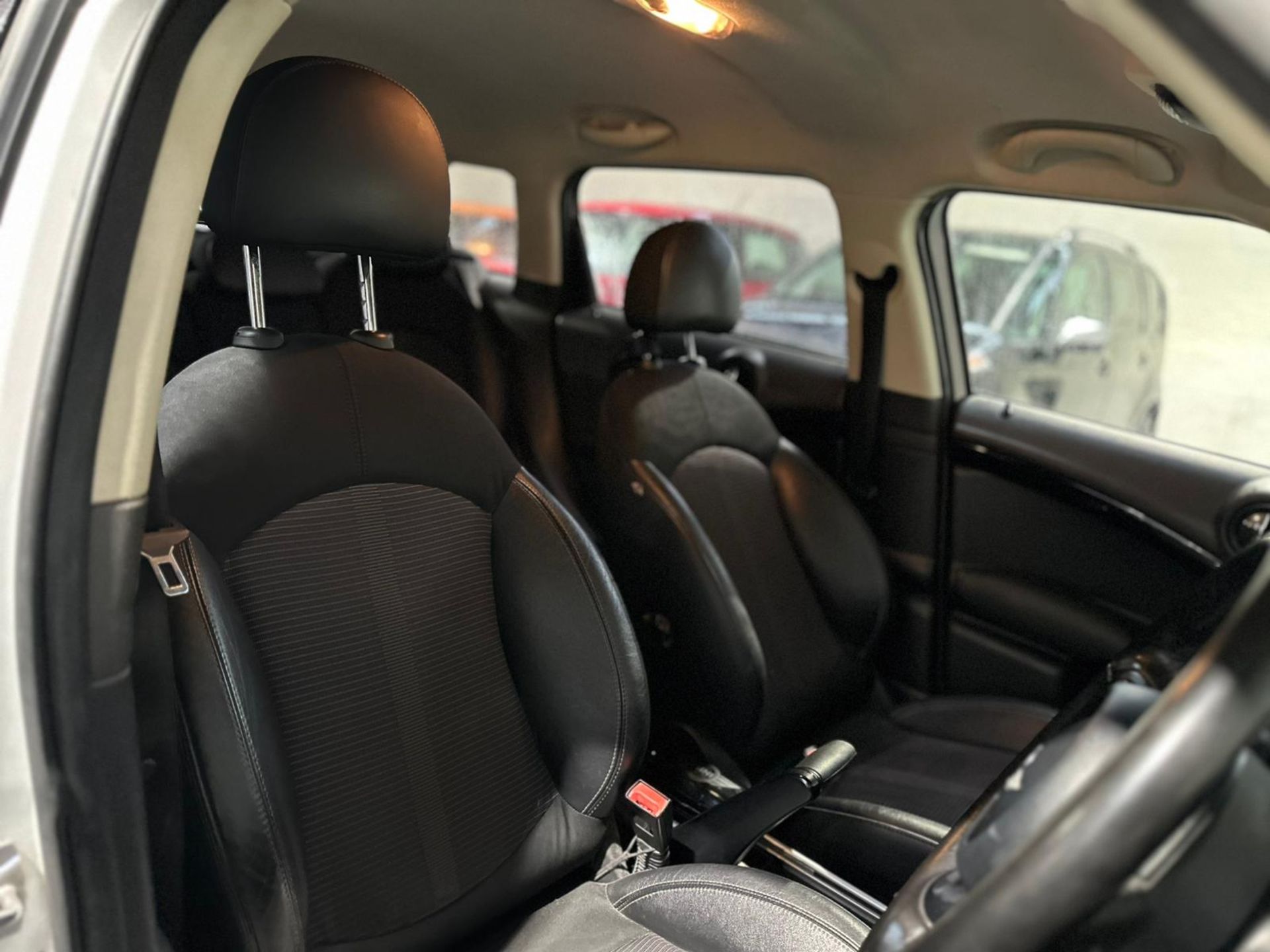 2011 MINI COUNTRYMAN COOPER D – 1.6 DIESEL – MANUAL - Image 10 of 31