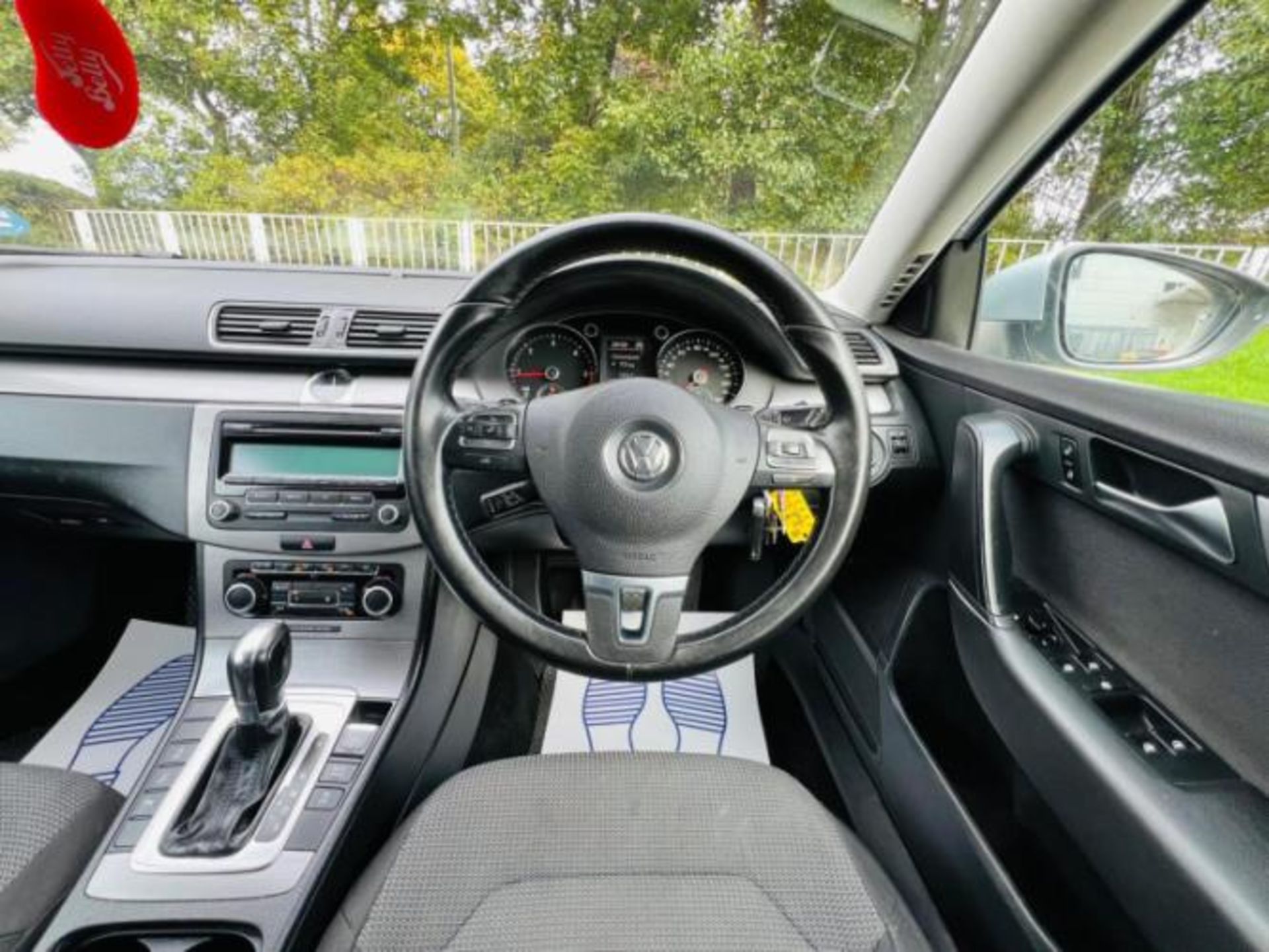 2011 VOLKSWAGEN PASSAT 2.0 TDI BLUEMOTION TECH SE DSG (S/S) 5DR ESTATE>>--NO VAT ON HAMMER--<< - Image 24 of 42