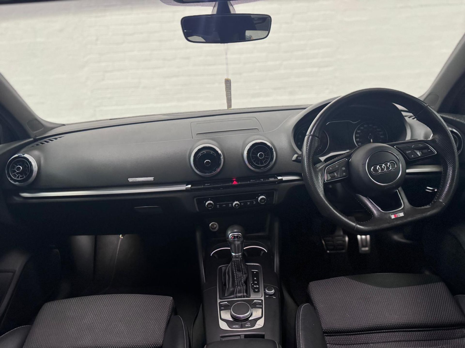 2017 AUDI A3 S LINE 1.4 TFSI S TRONIC SALOON >>--NO VAT ON HAMMER--<< - Image 35 of 42