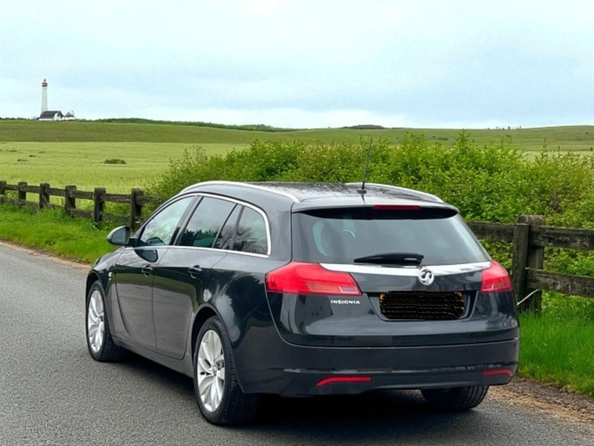 2013 VAUXHALL INSIGNIA 1.4T SRI SPORTS TOURER (S/S) 5DR – 100,909 MILES >>--NO VAT ON HAMMER--<< - Image 12 of 42