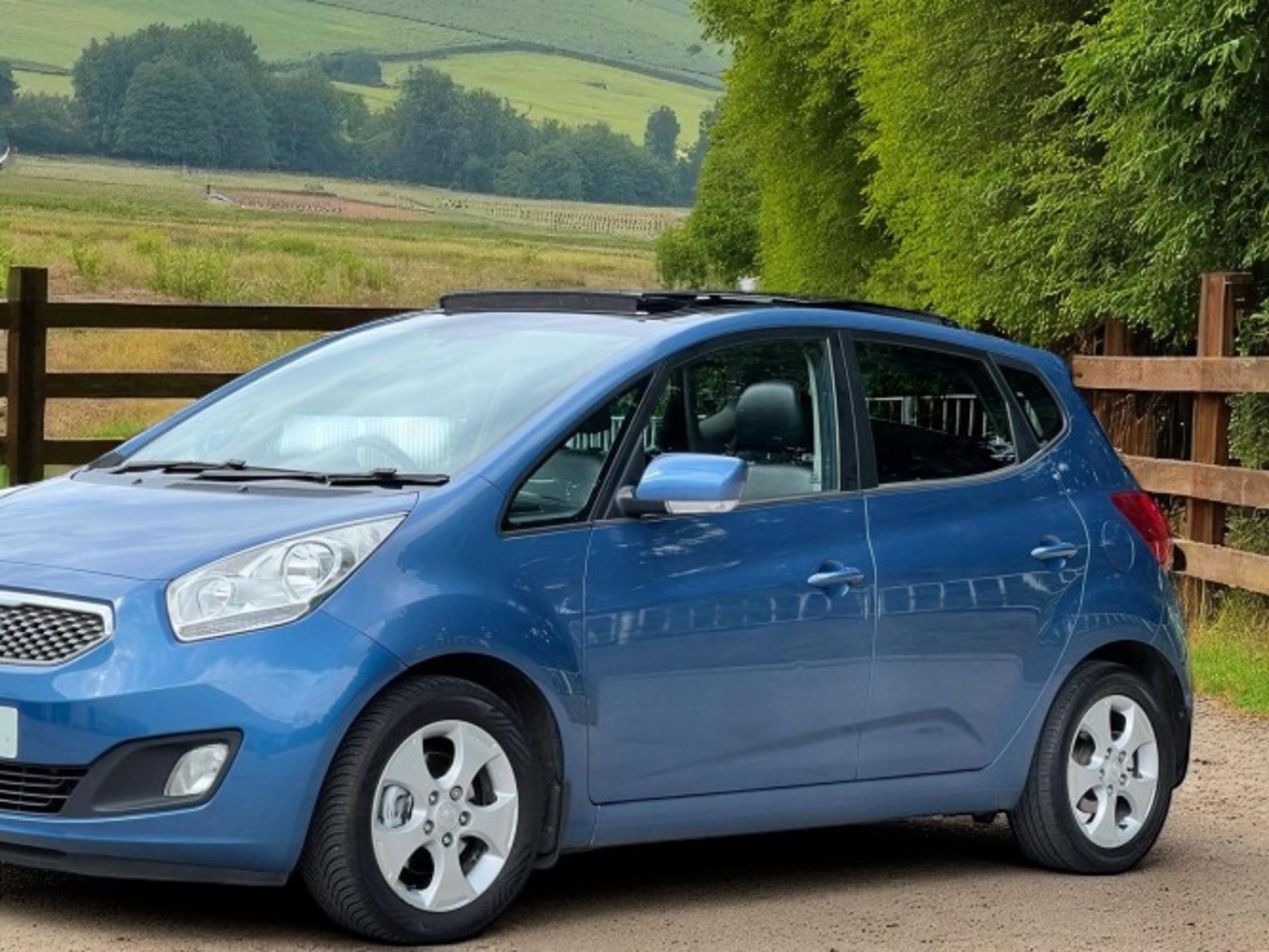 *(ONLY 93K MILEAGE)*2013 KIA VENGA 1.6 CRDI ECODYNAMICS 3 (S/S) 5DR–5-SEATER>-NO VAT ON HAMMER-< - Image 11 of 44