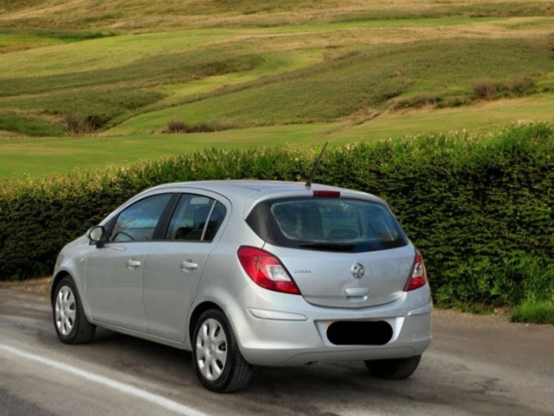 VAUXHALL CORSA 1.2I ECOFLEX 16V EXCLUSIV 5DR (A/C)>>--NO VAT ON HAMMER--<< - Image 9 of 37