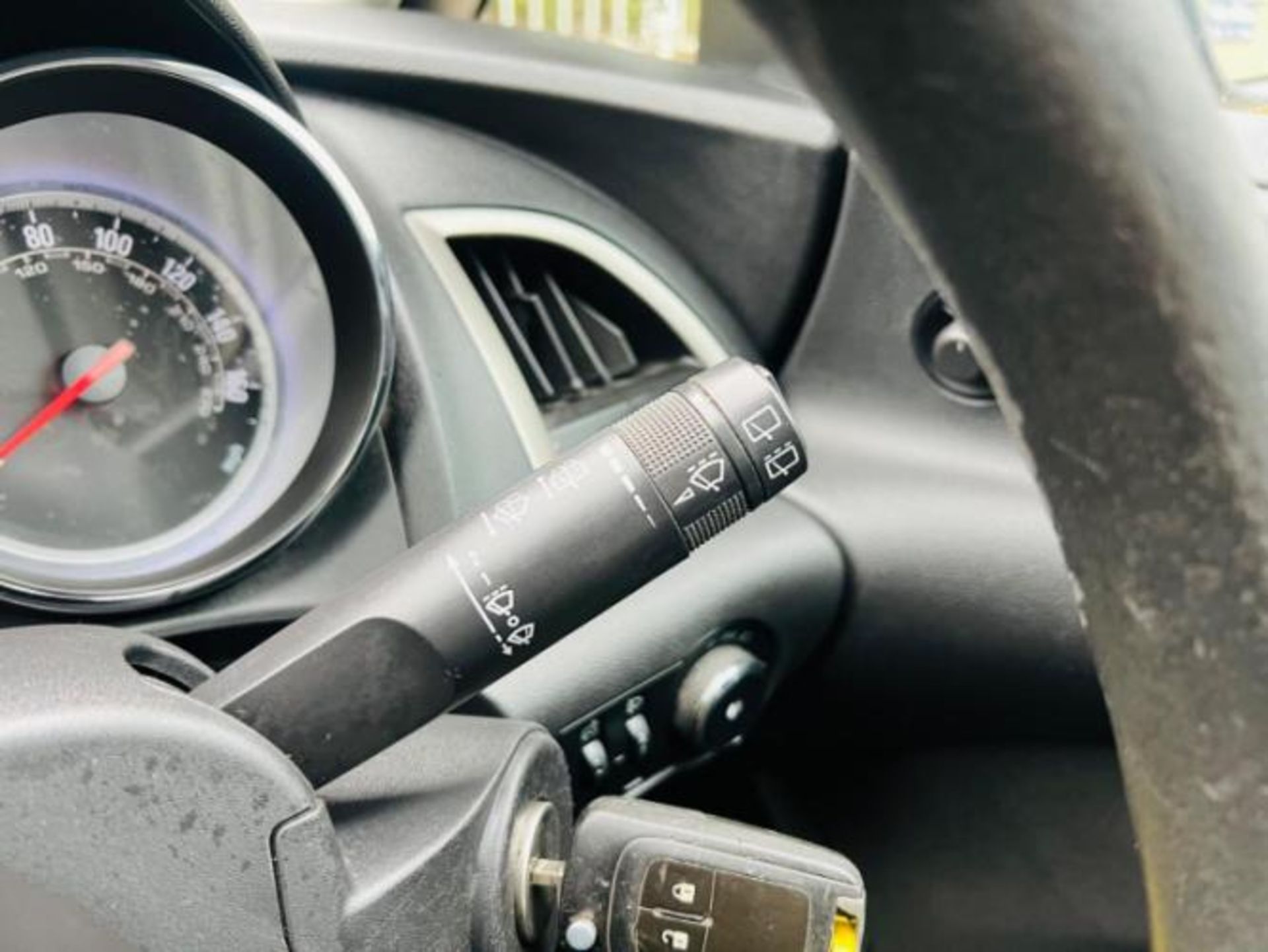 2011 VAUXHALL ASTRA 1.7 CDTI ECOFLEX EXCLUSIV SPORTS TOURER ESTATE>>--NO VAT ON HAMMER--<< - Image 18 of 36