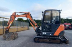 HITACHI ZAXIS ZX27-3 CLR MINI DIGGER – 2013 – 2250 HOURS – HYD QUICK HITCH
