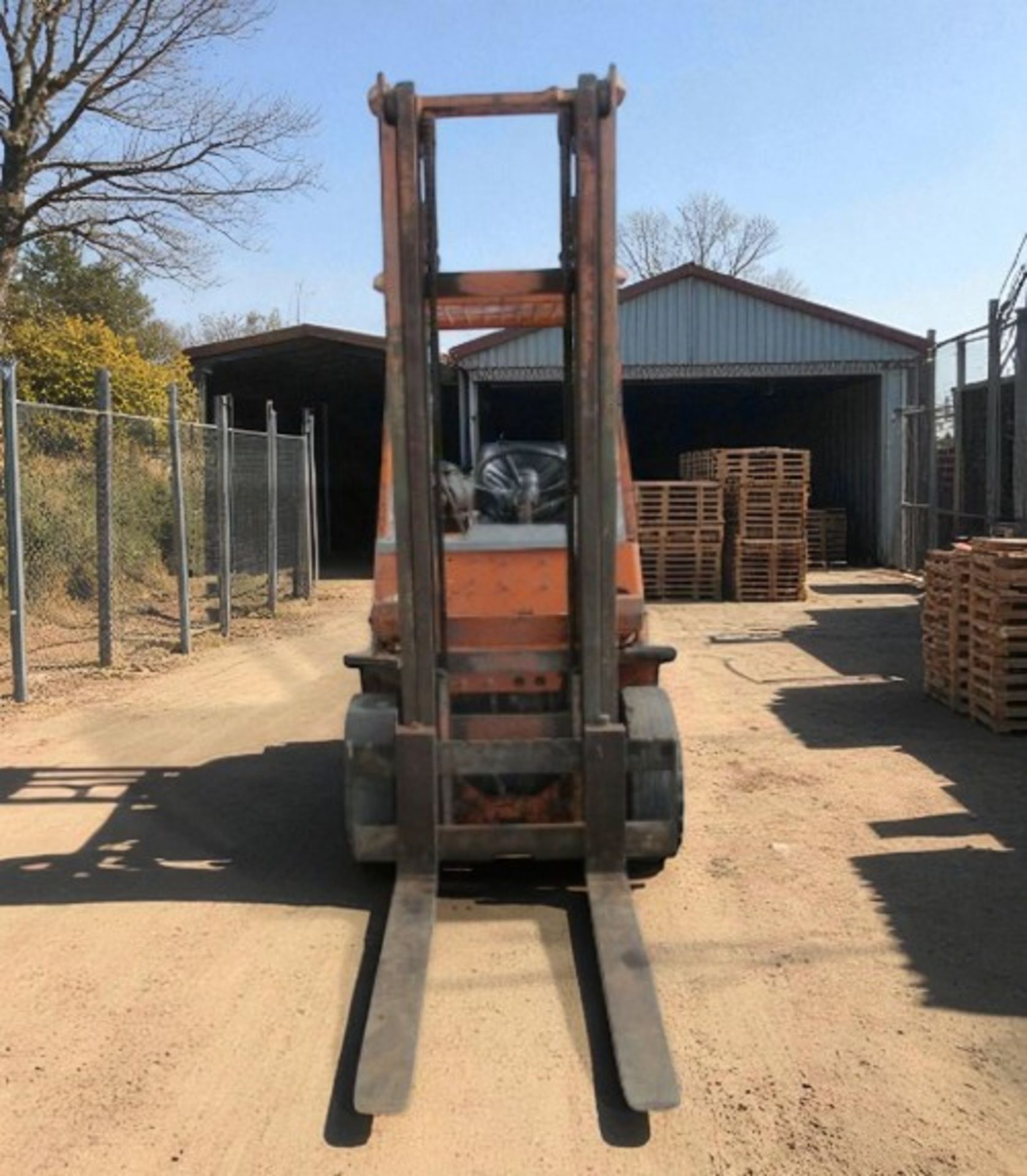 TOYOTA 4FDF25 DIESEL FORKLIFT – 2.5 TON CAPACITY >>--NO VAT ON HAMMER--<< - Image 5 of 9