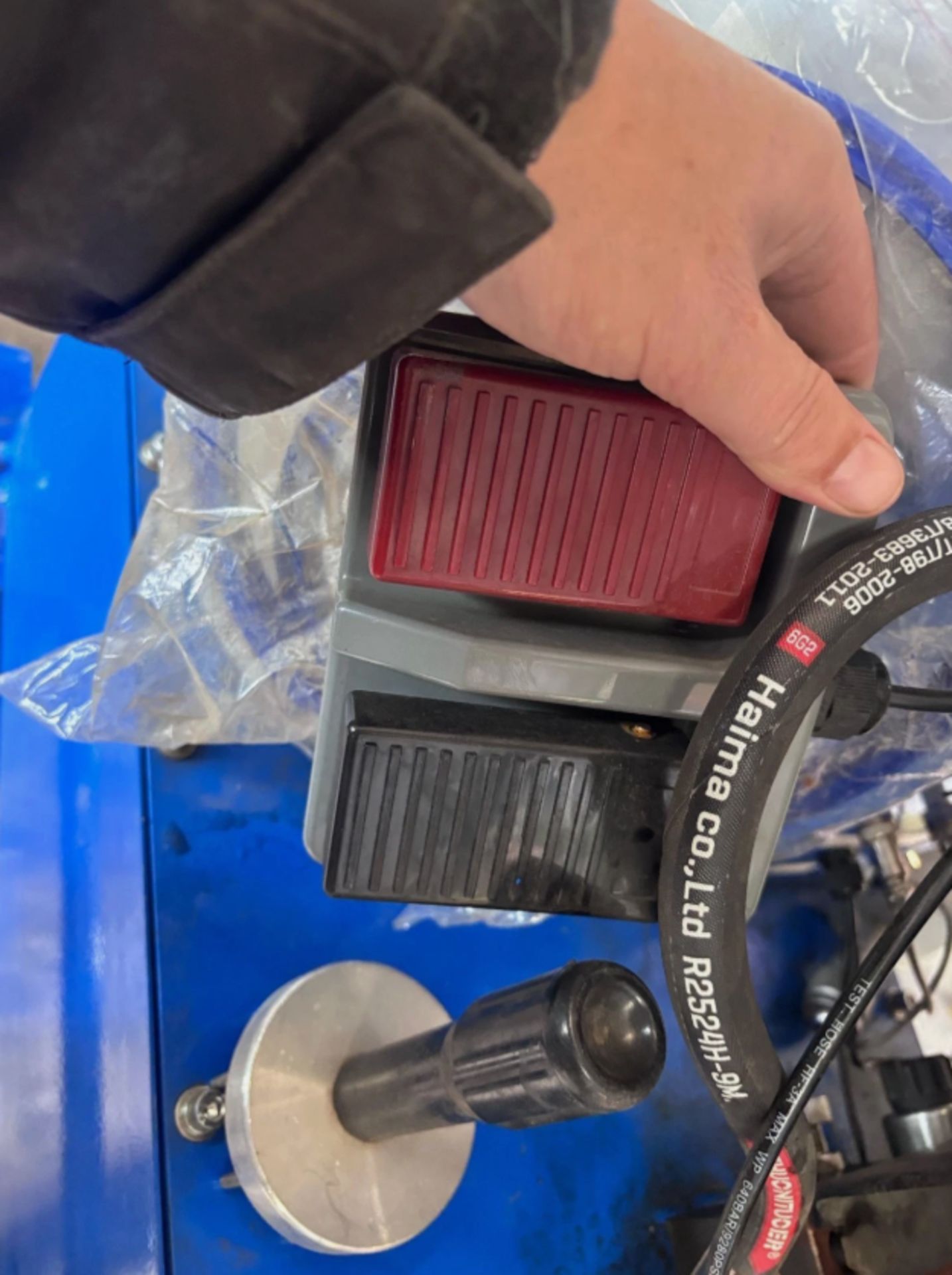 NEW CHAMPS P20 HYDRAULIC AUTOMATIC HOSE PIPE CRIMPING MACHINE - Image 4 of 10