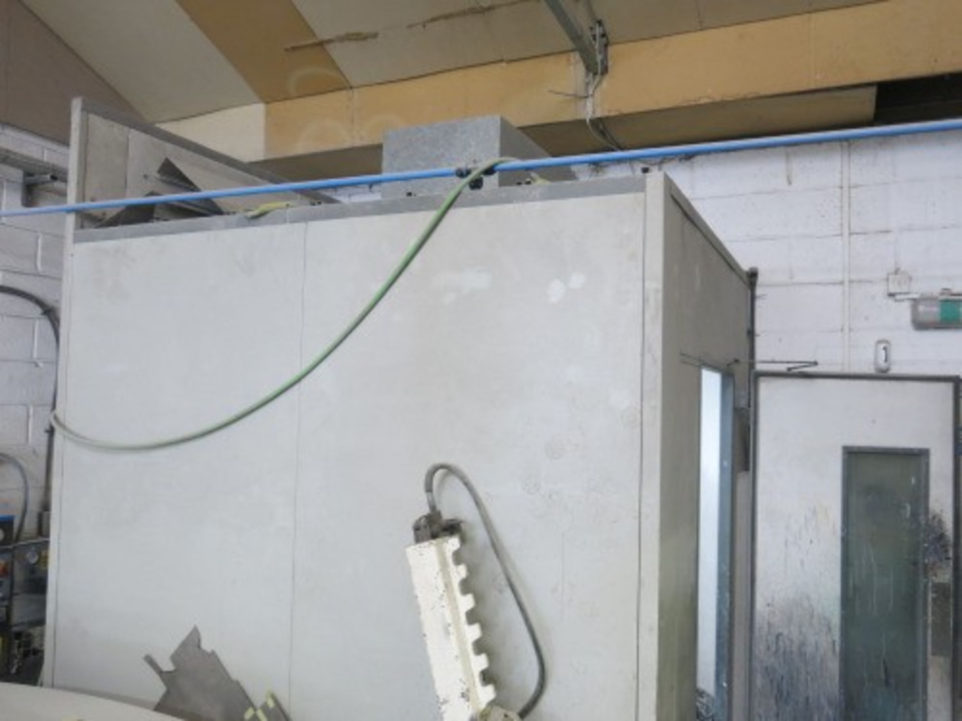 DALBY PAINT MIXING ROOM - Image 2 of 11