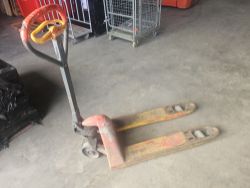 JUNGHEINRICH PALLET TRUCK