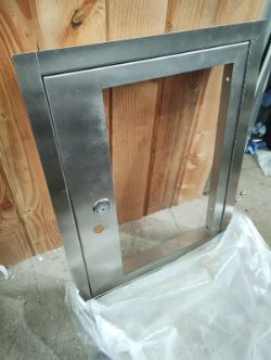 HYDROTECH - DRY RISER INLET VERTICAL CABINET - LOCKABLE - STAINLESS STEEL - NO GLASS - NEW