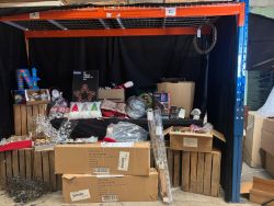 CHRISTMAS BRANDED PRODUCTS LIGHTS, DECORATIONS, WATER SPINNERS, LIGHT SCULPTURES & MUCH MORE!