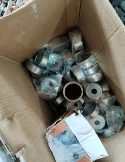 1000S APPROX PSC-PALLET OF GALVINISED STEEL SOLID CONDUIT FITTINGS AND CONNECTORS AND MORE