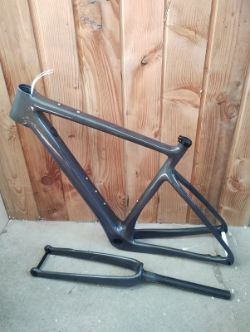 UNIQUE, LIGHTWEIGHT EBIKE FRAME, FF 134X12MM, M12X1, NEW.